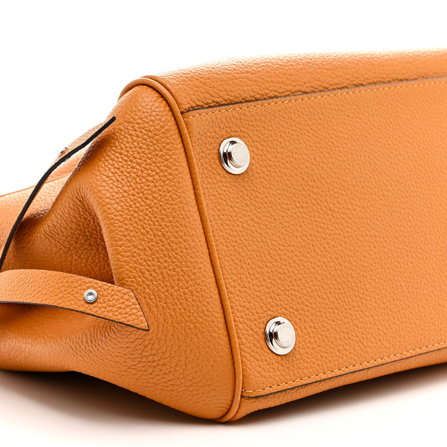 Louis Vuitton Veau Nuage Milla PM Safran 8 of 11