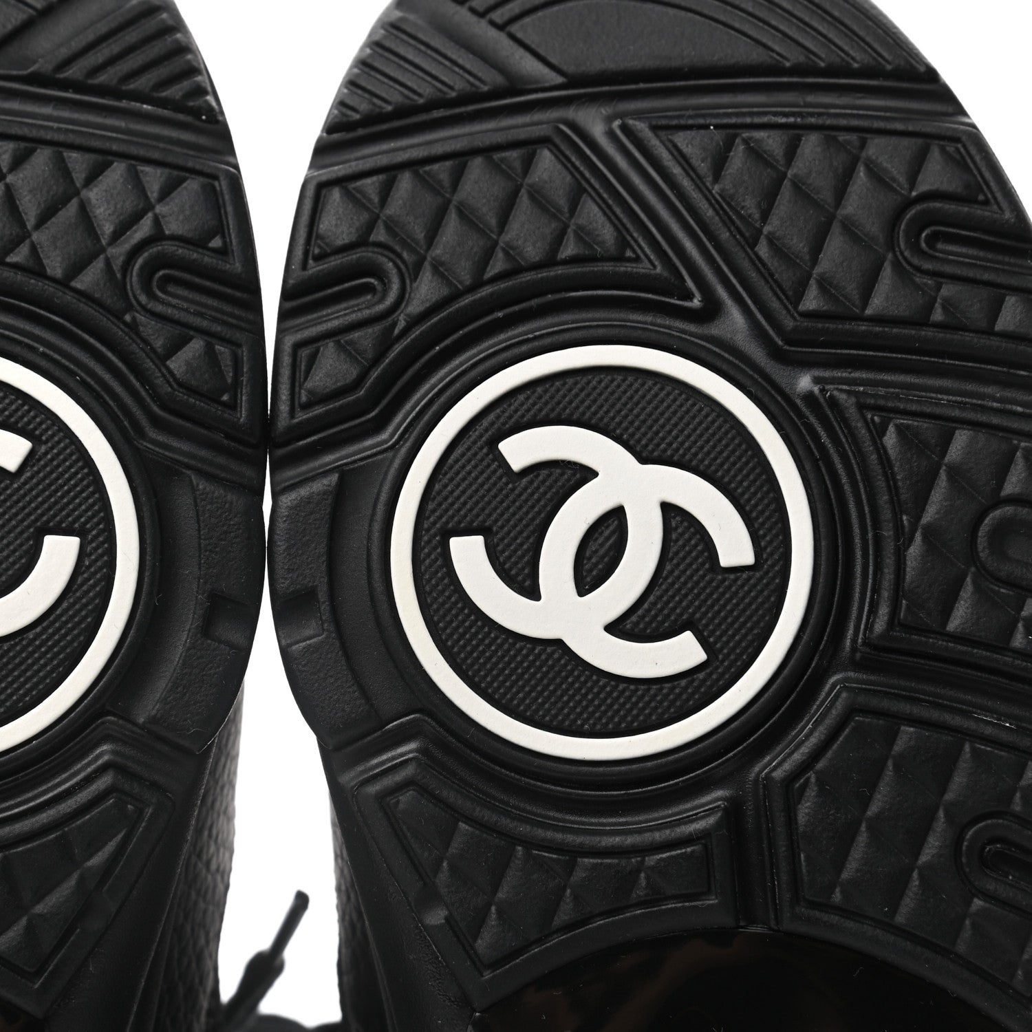 Chanel Mesh Suede Grained Calfskin Womens CC Sneakers 41 Black White 5 of 7