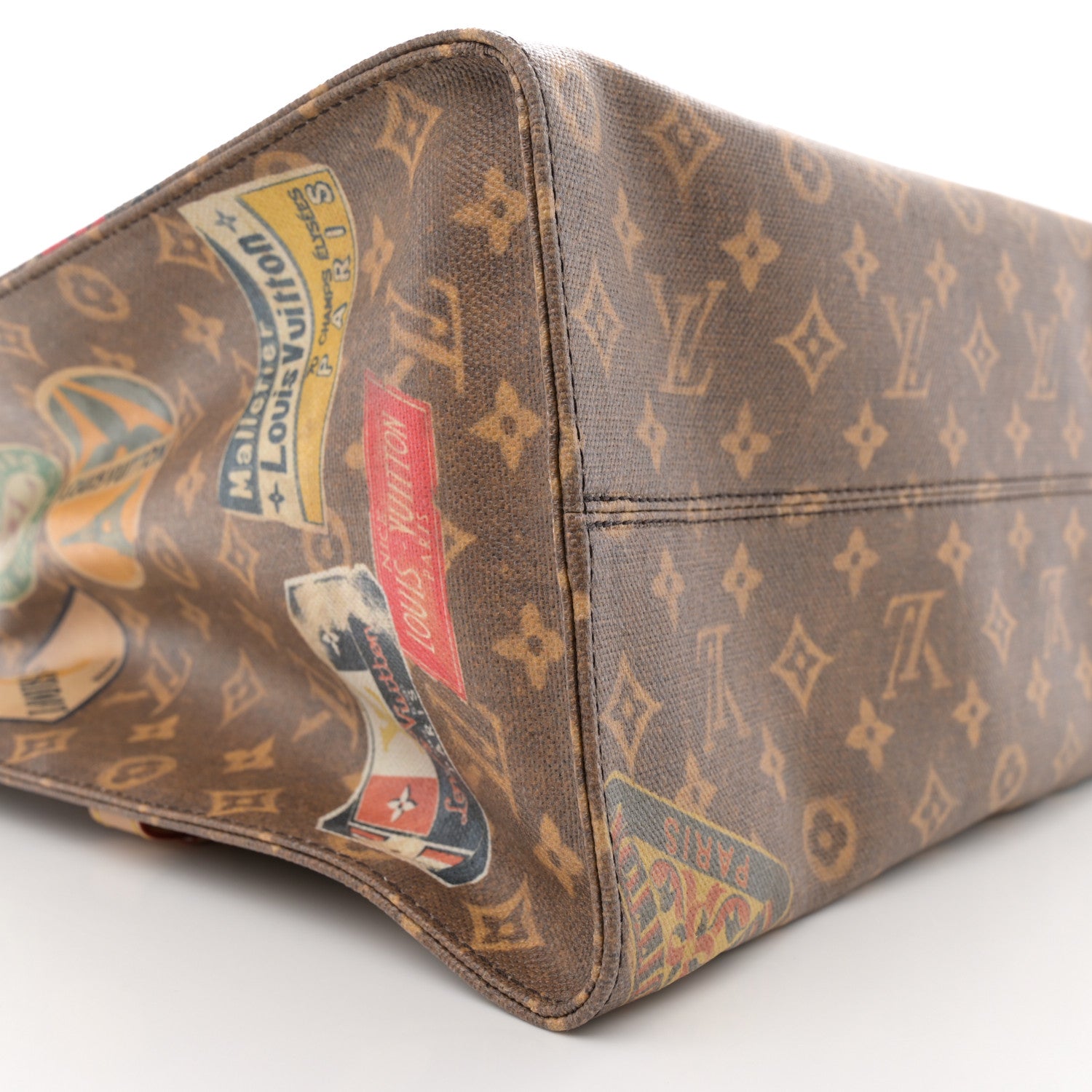 Louis Vuitton Monogram Flight Mode Onthego Voyage 9 of 10