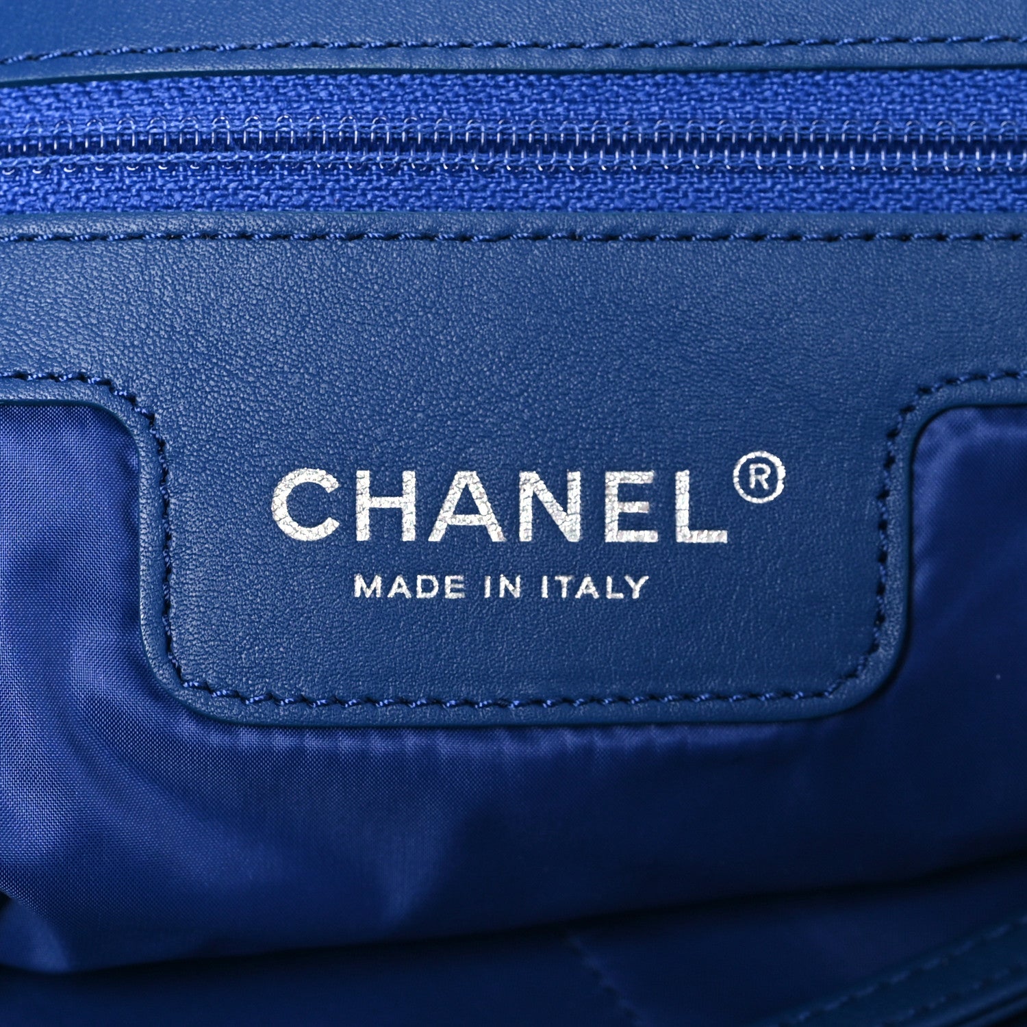Chanel Mixed Fibers Lambskin Venise Biarritz Maxi Tote Blue White