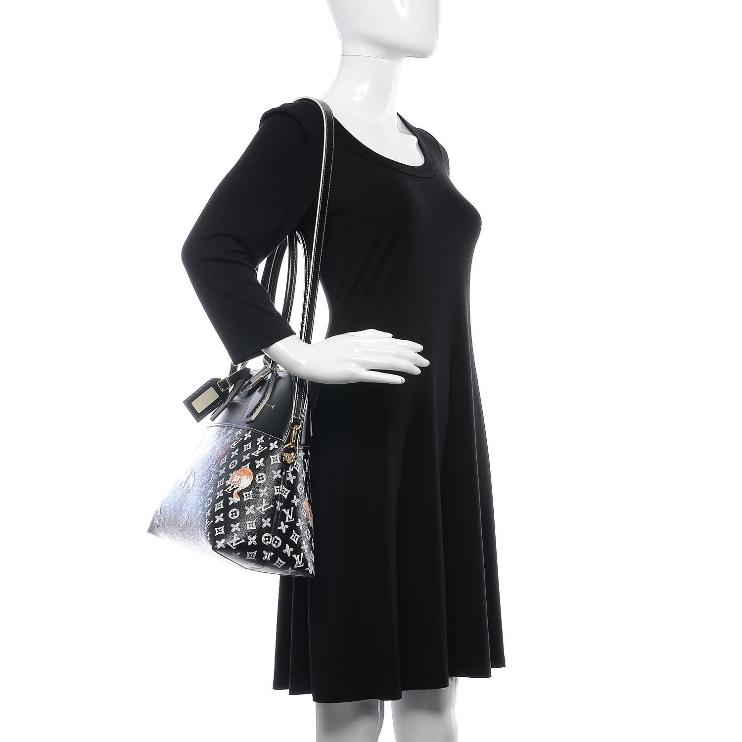 Louis Vuitton Calfskin Catogram Alma Souple MM Black 3 of 8