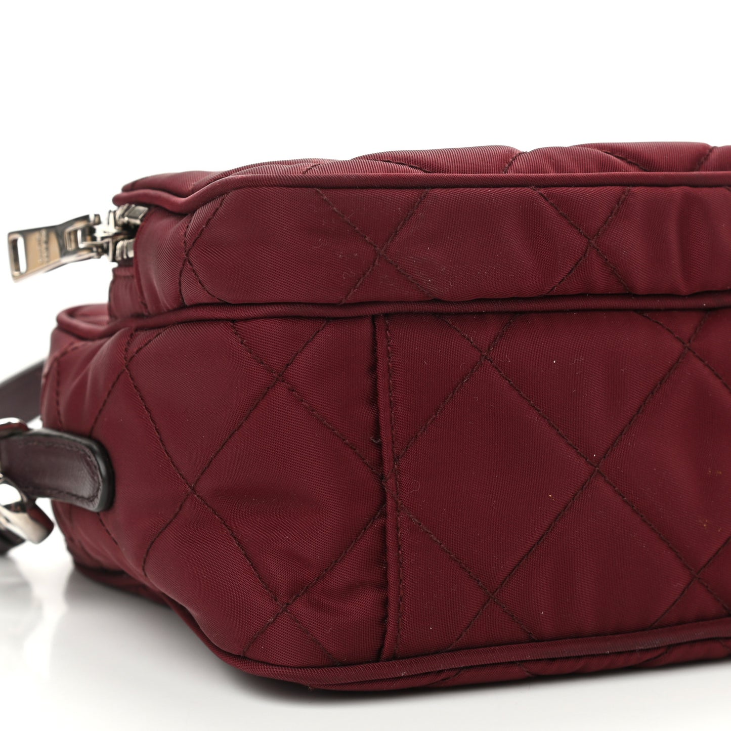 Nylon Tessuto Impuntu Quilted Front Pocket Crossbody Bag Granato