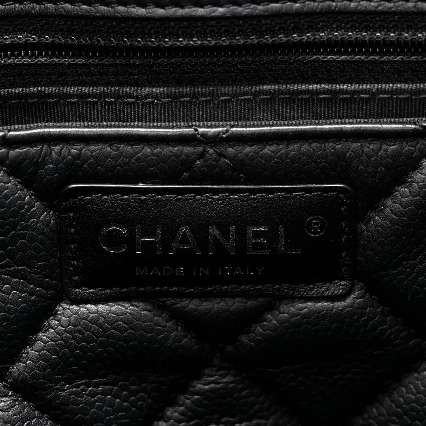 Caviar Quilted Large CC Box Shopping Tote Black