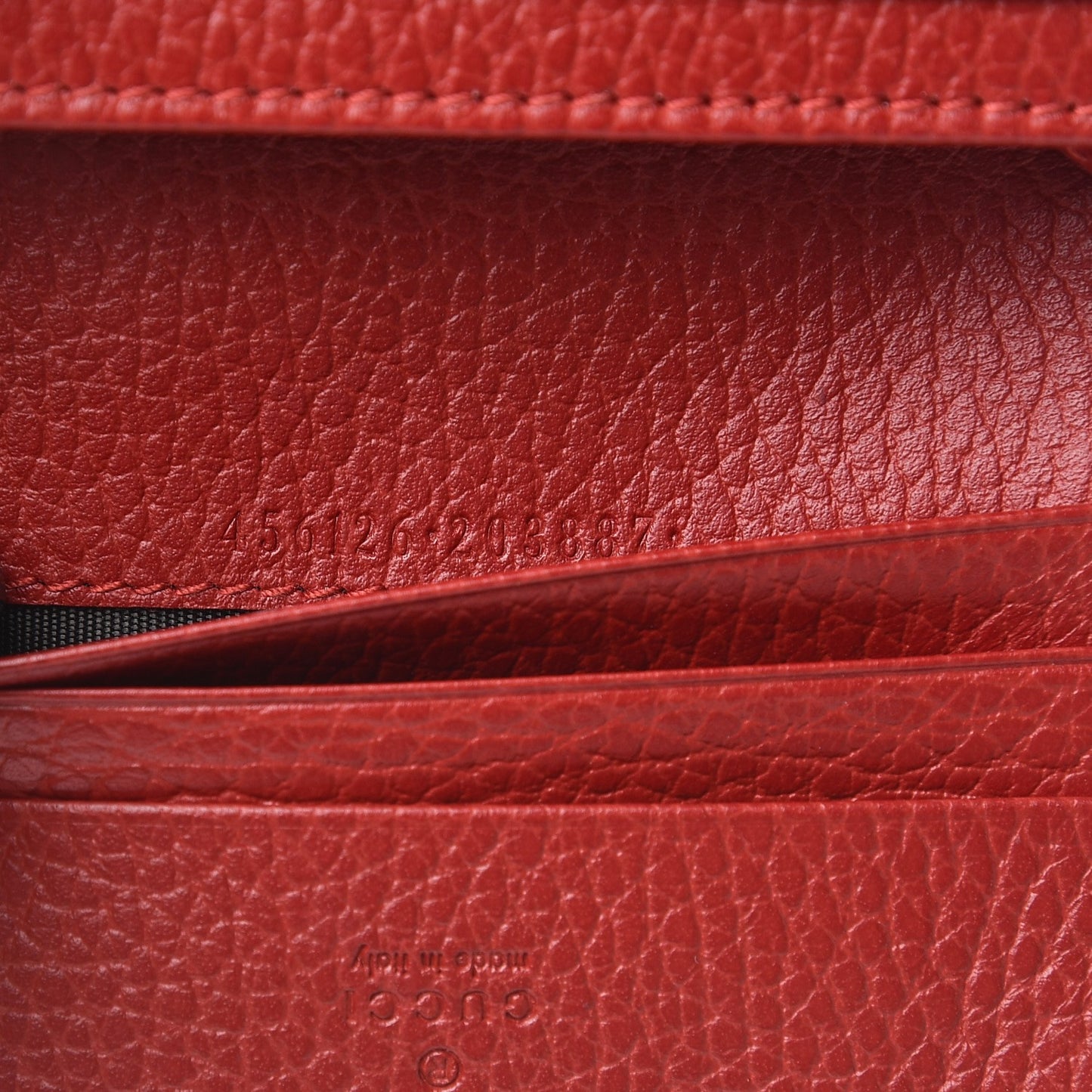 Pebbled Calfskin GG Marmont Card Case Hibiscus Red