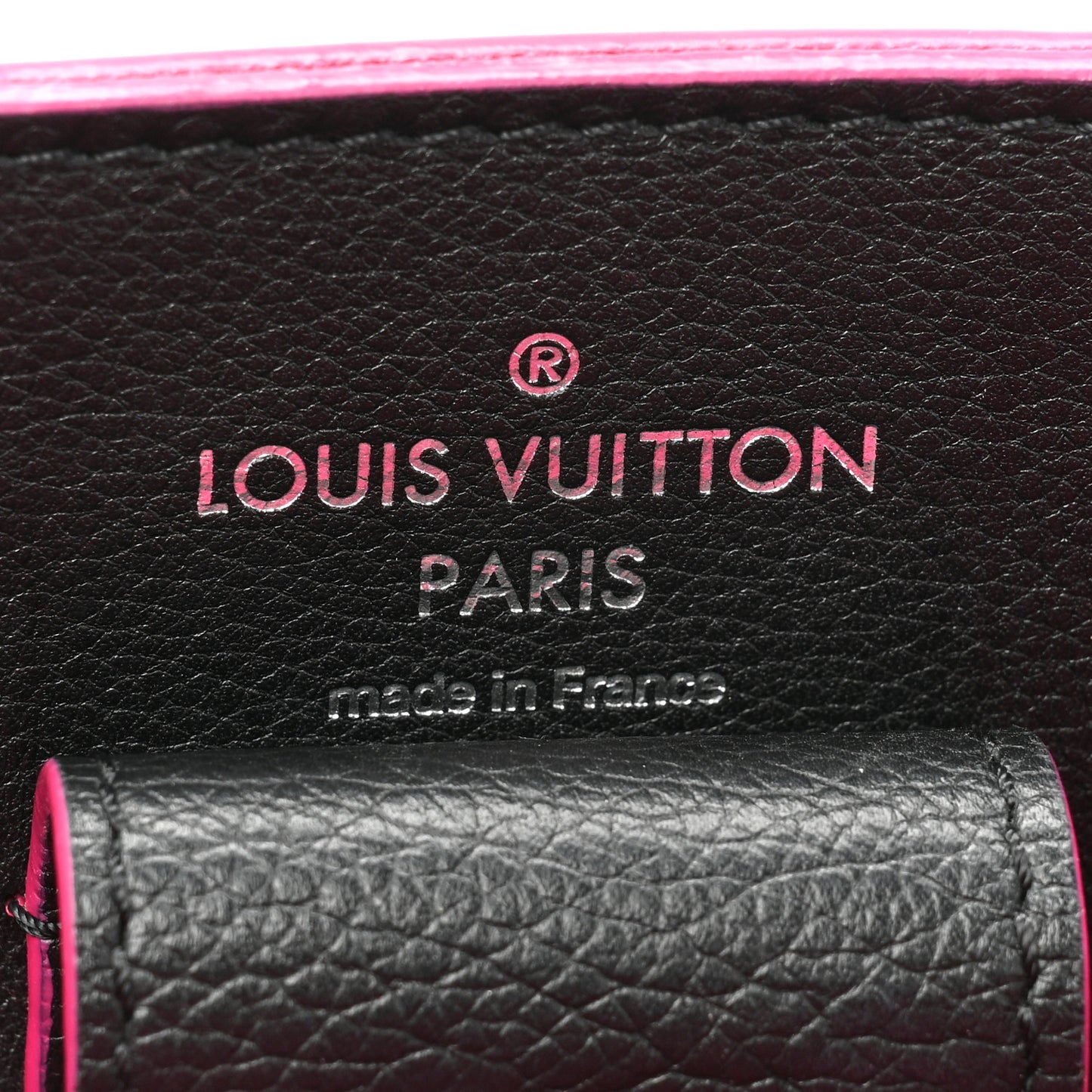 Calfskin Lockme Bucket Black