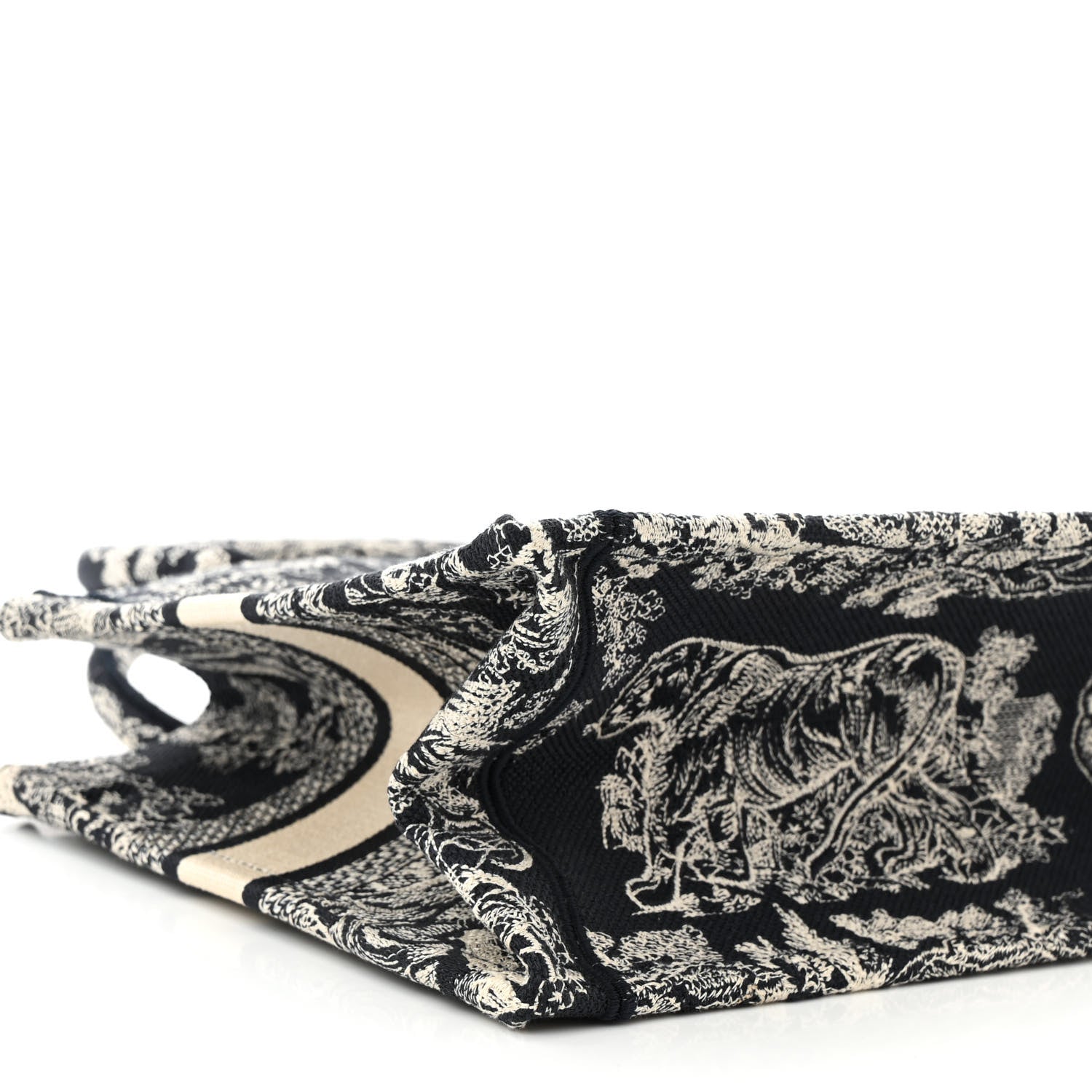 Christian Dior Canvas Embroidered Small Dioriviera Toile De Jouy Book Tote Blue 9 of 11