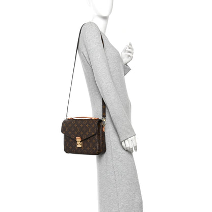 Louis Vuitton Monogram Pochette Metis 2 of 10