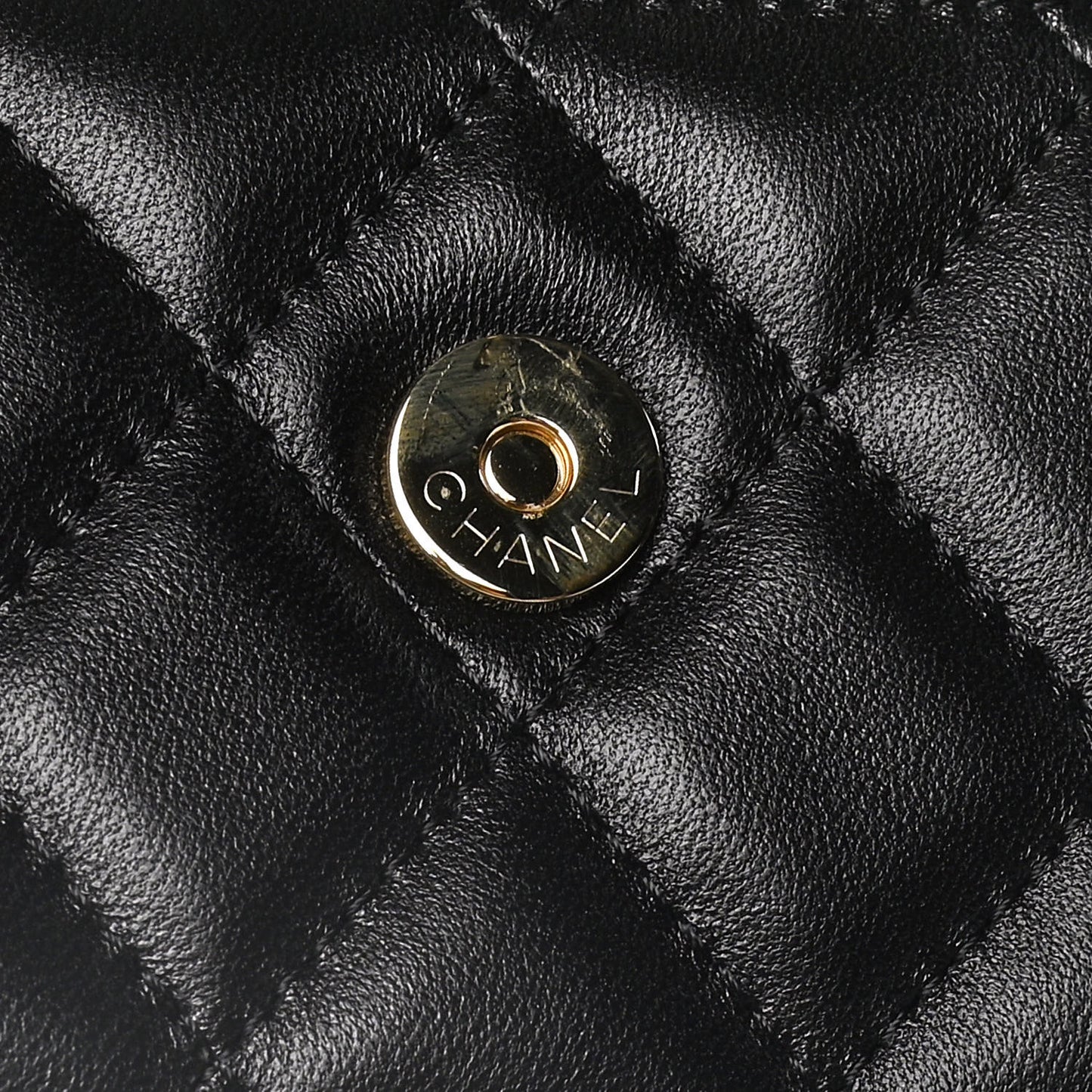 Lambskin Quilted CC Hook Card Holder Black