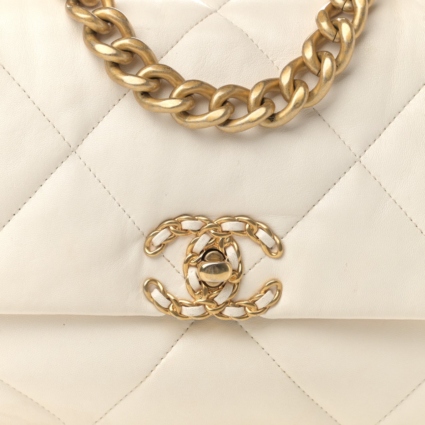 Goatskin Quilted Medium Chanel 19 Flap White