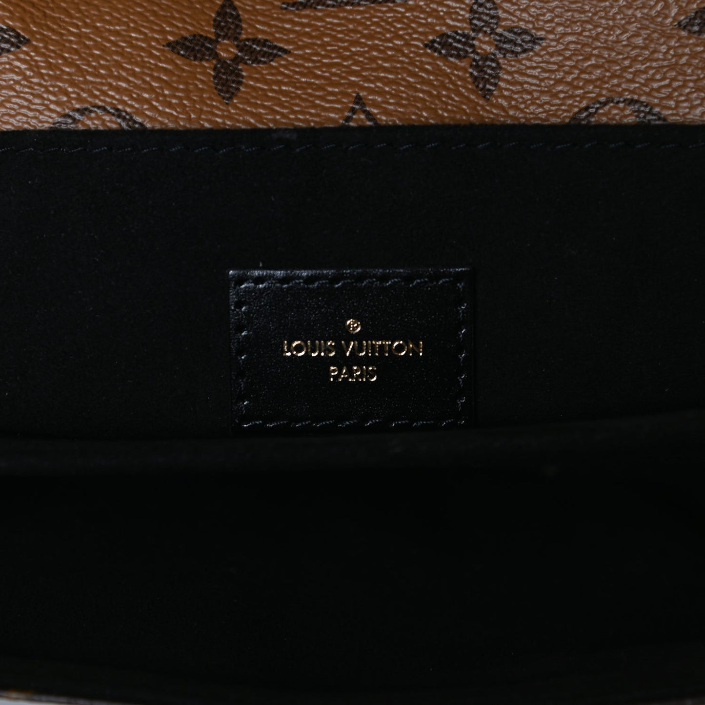 Reverse Monogram Pochette Metis