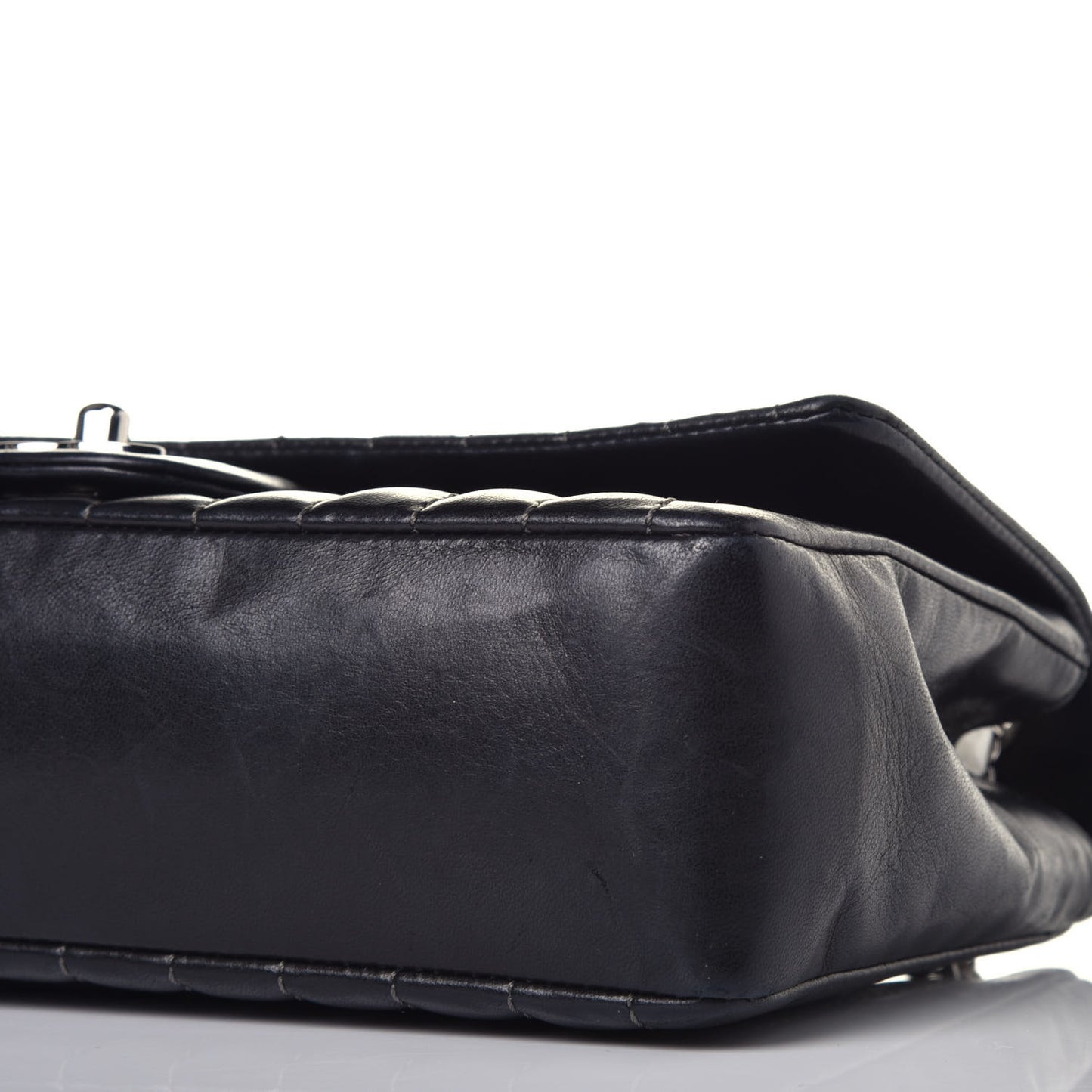 Lambskin Vertical Quilted Medium Single Flap Black