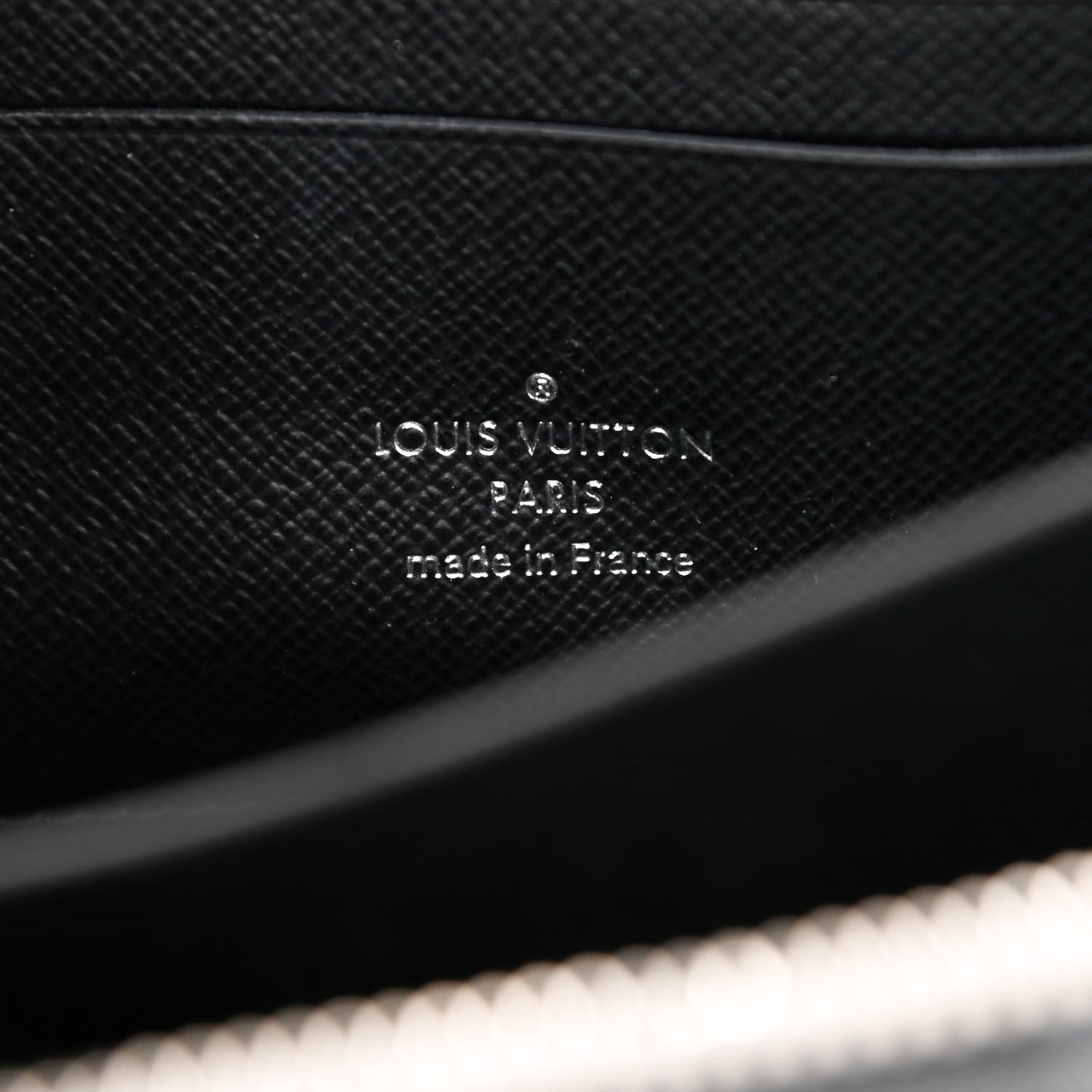 Damier Graphite Alpha Wearable Wallet