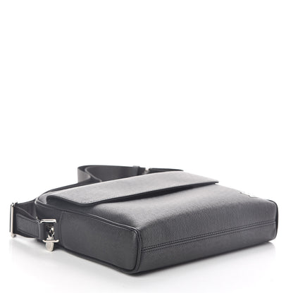 Louis Vuitton Taiga Alex Messenger PM Black 4 of 9