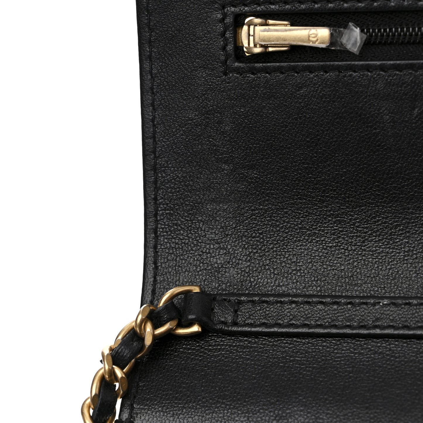 Lambskin Quilted Enamel CC Wallet on Chain WOC Black