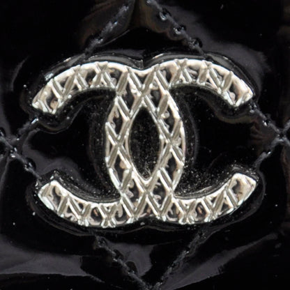 Chanel Patent Yen Wallet Black 5 of 10