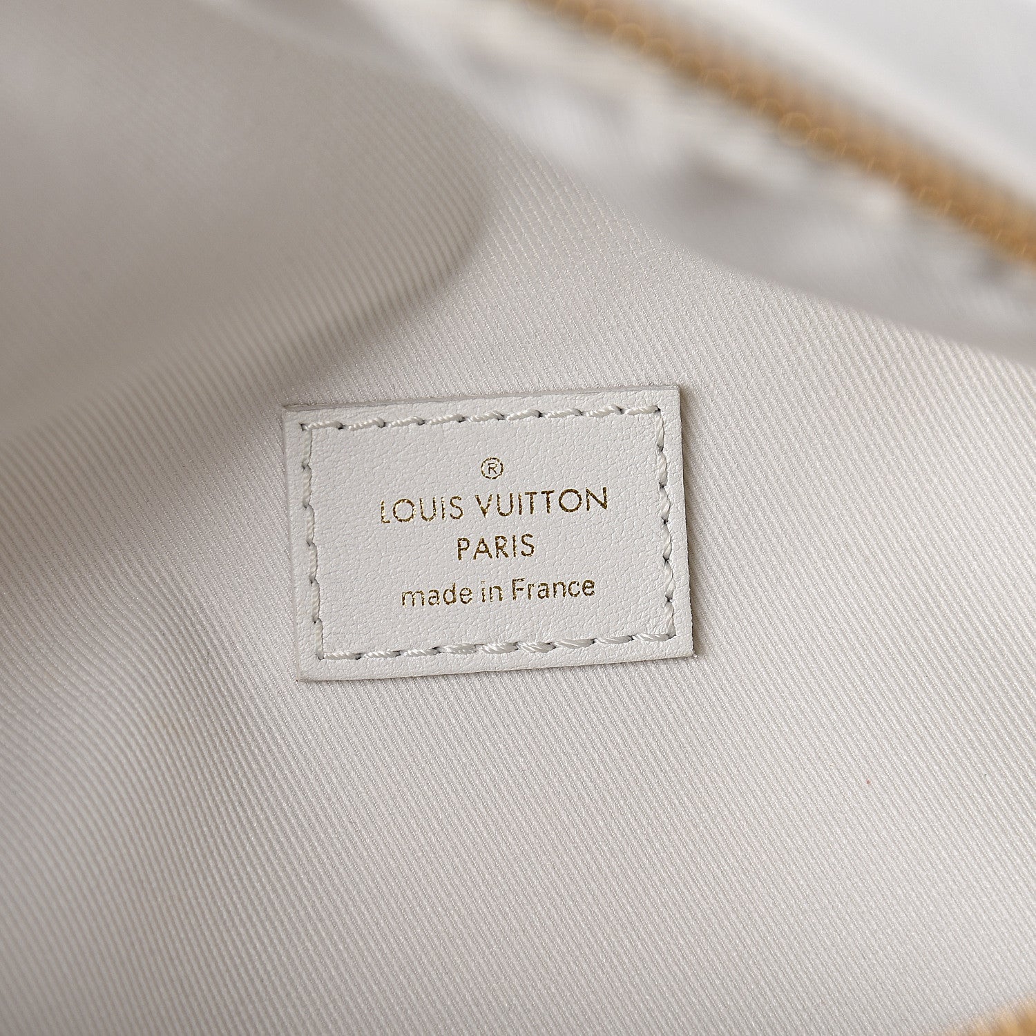 Louis Vuitton Calfskin New Wave Bumbag Snow 6 of 13