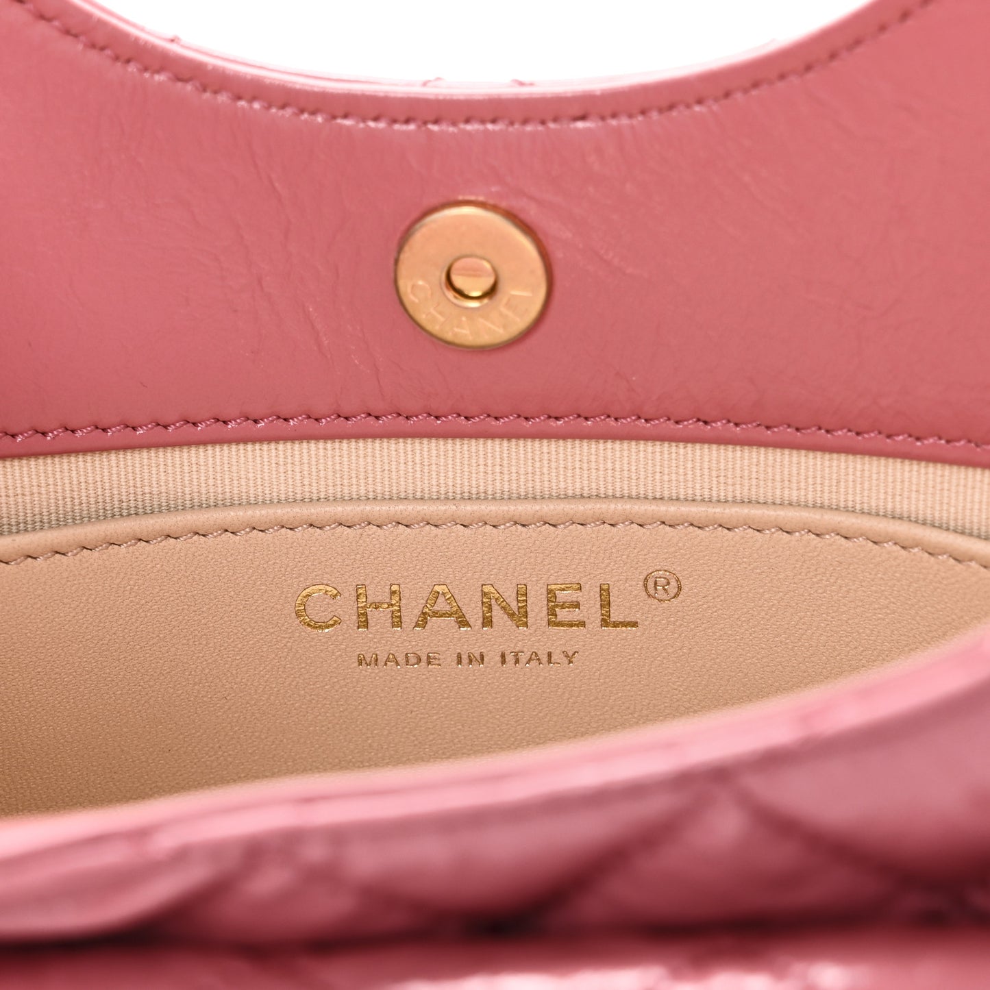 Shiny Crumpled Calfskin Quilted Small Wavy CC Hobo Pink