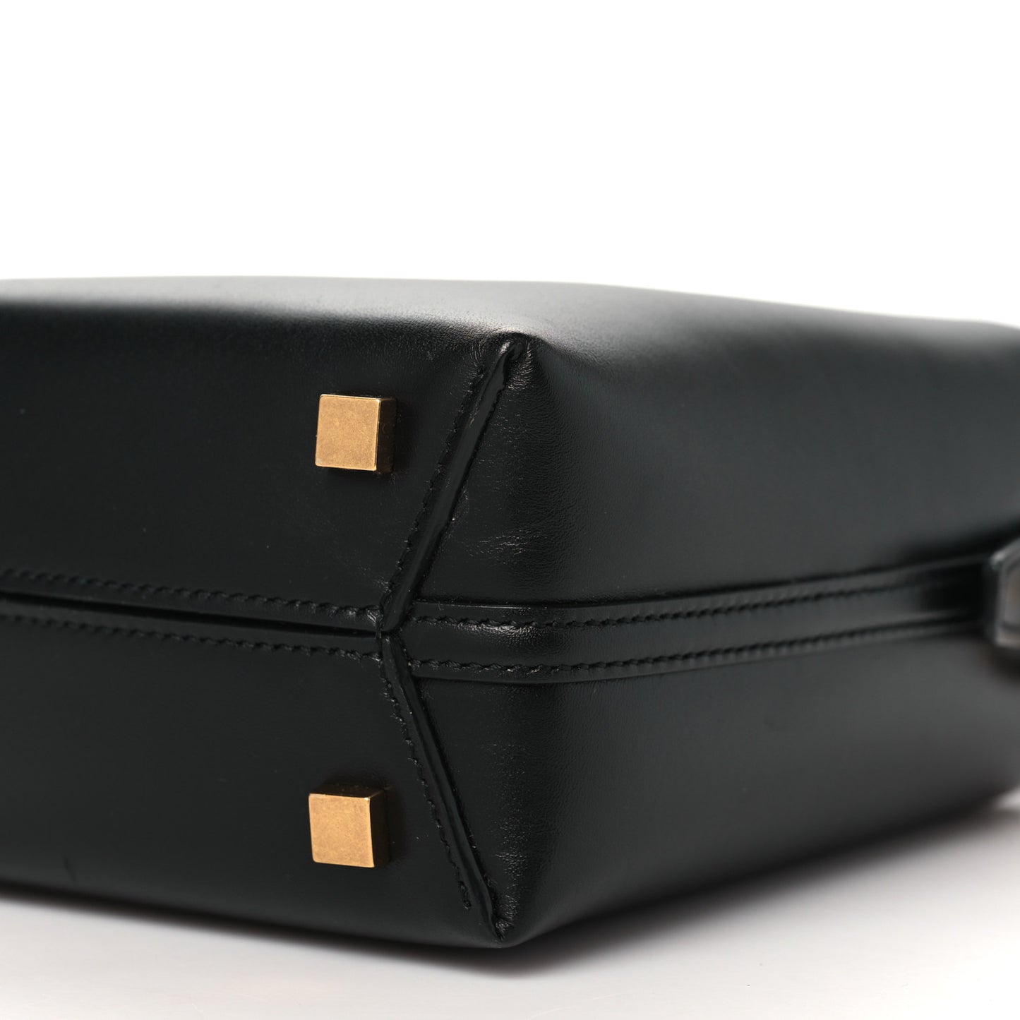 Shiny Calfskin Le 37 Mini Bucket Bag Black
