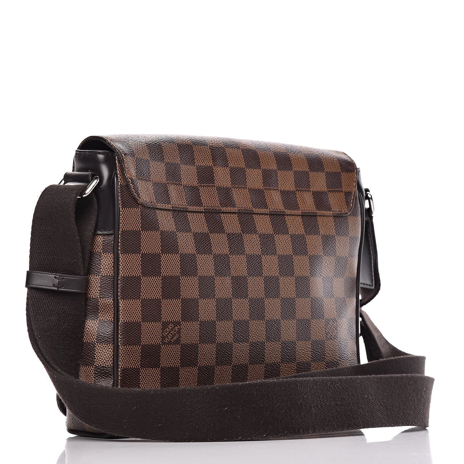 Louis Vuitton Damier Ebene District PM 3 of 11