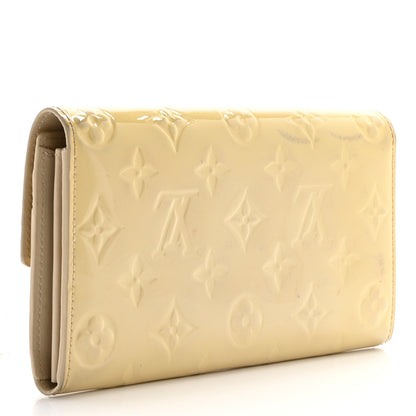 Louis Vuitton Vernis Sarah Wallet Blanc Corail 3 of 10