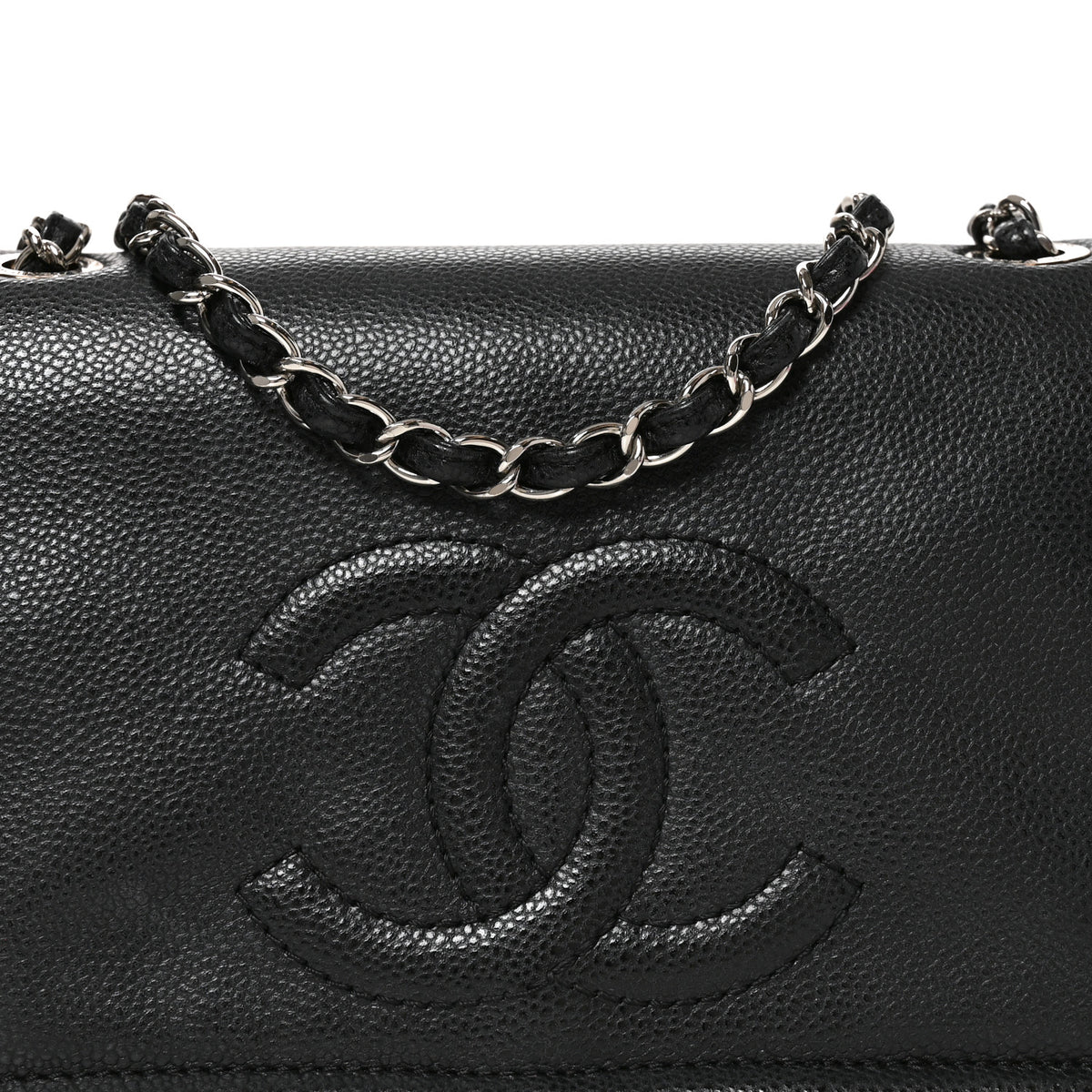 Caviar Medium Timeless CC Flap Black