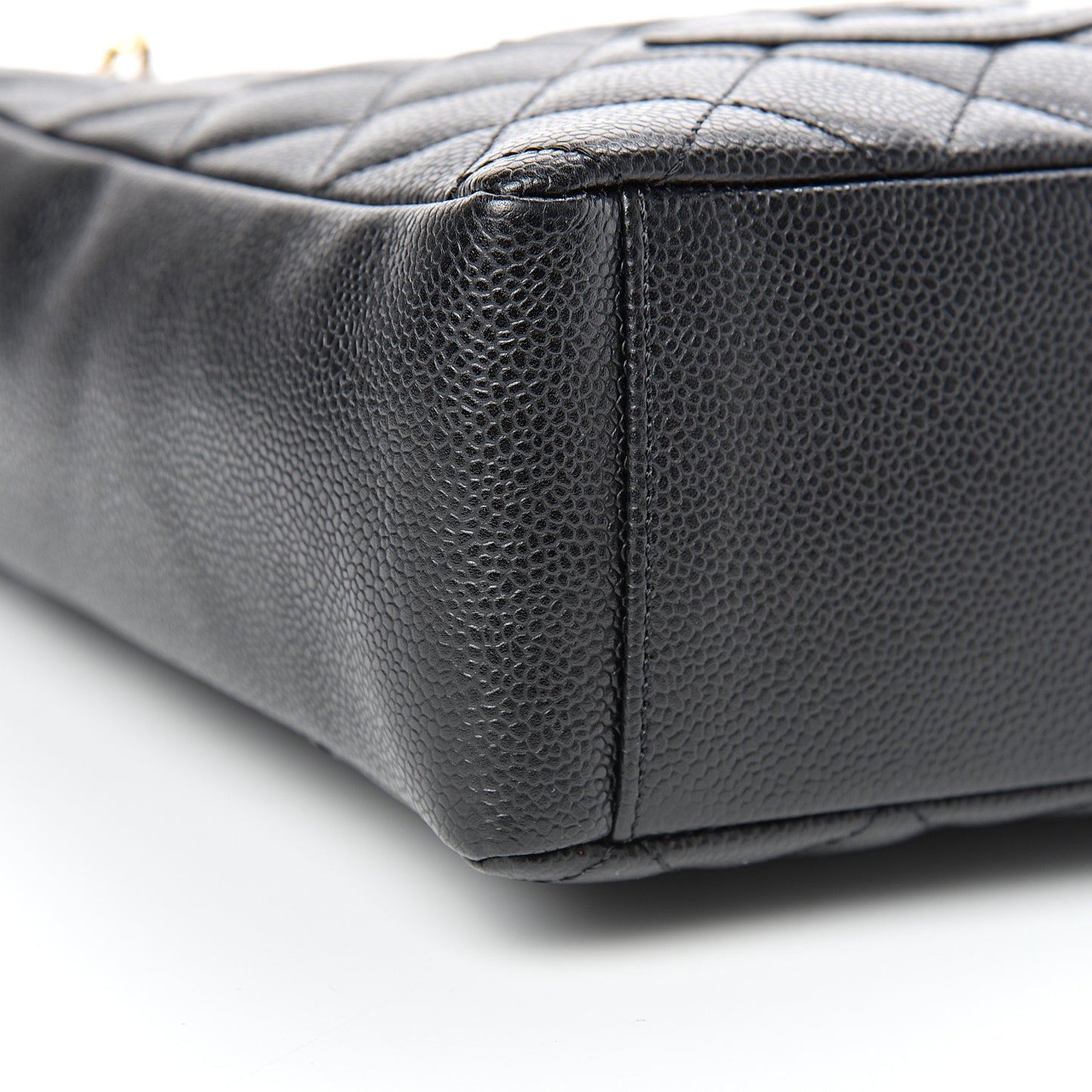 Caviar Quilted Petit Shopping Tote PST Black
