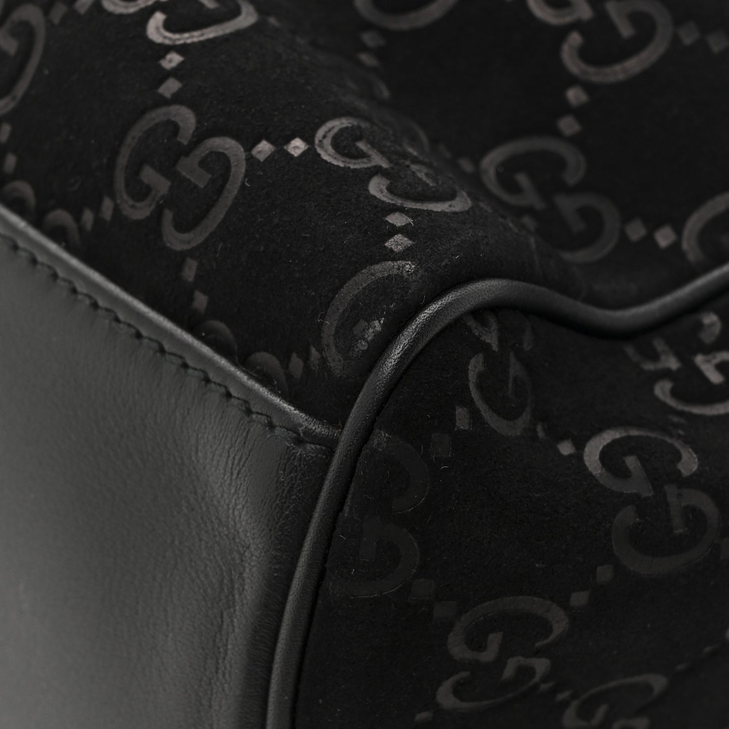 Guccissima Suede Charmy Boston Black