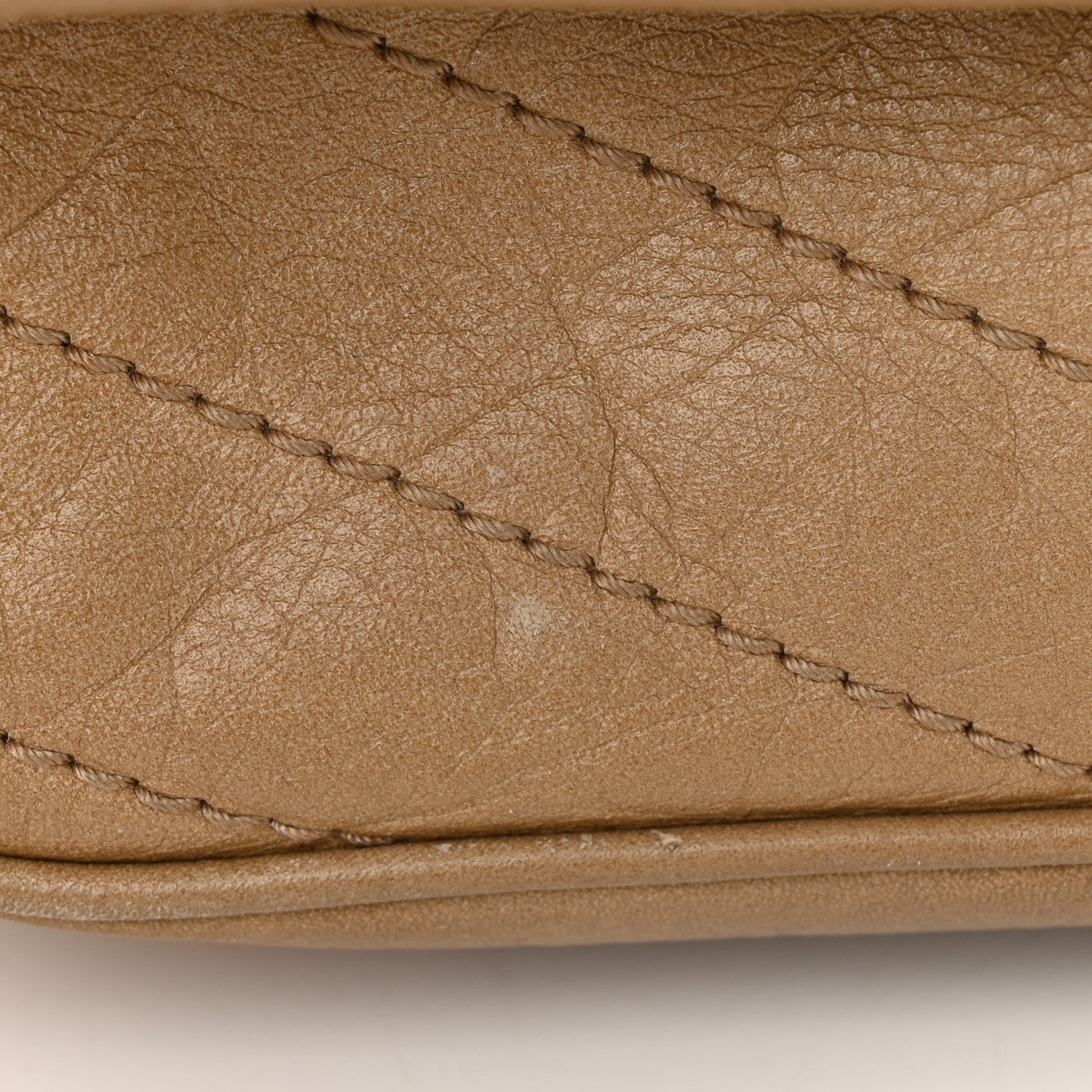 Saint Laurent Crinkled Calfskin Matelasse Monogram Medium Niki Chain Satchel Natural 12 of 13