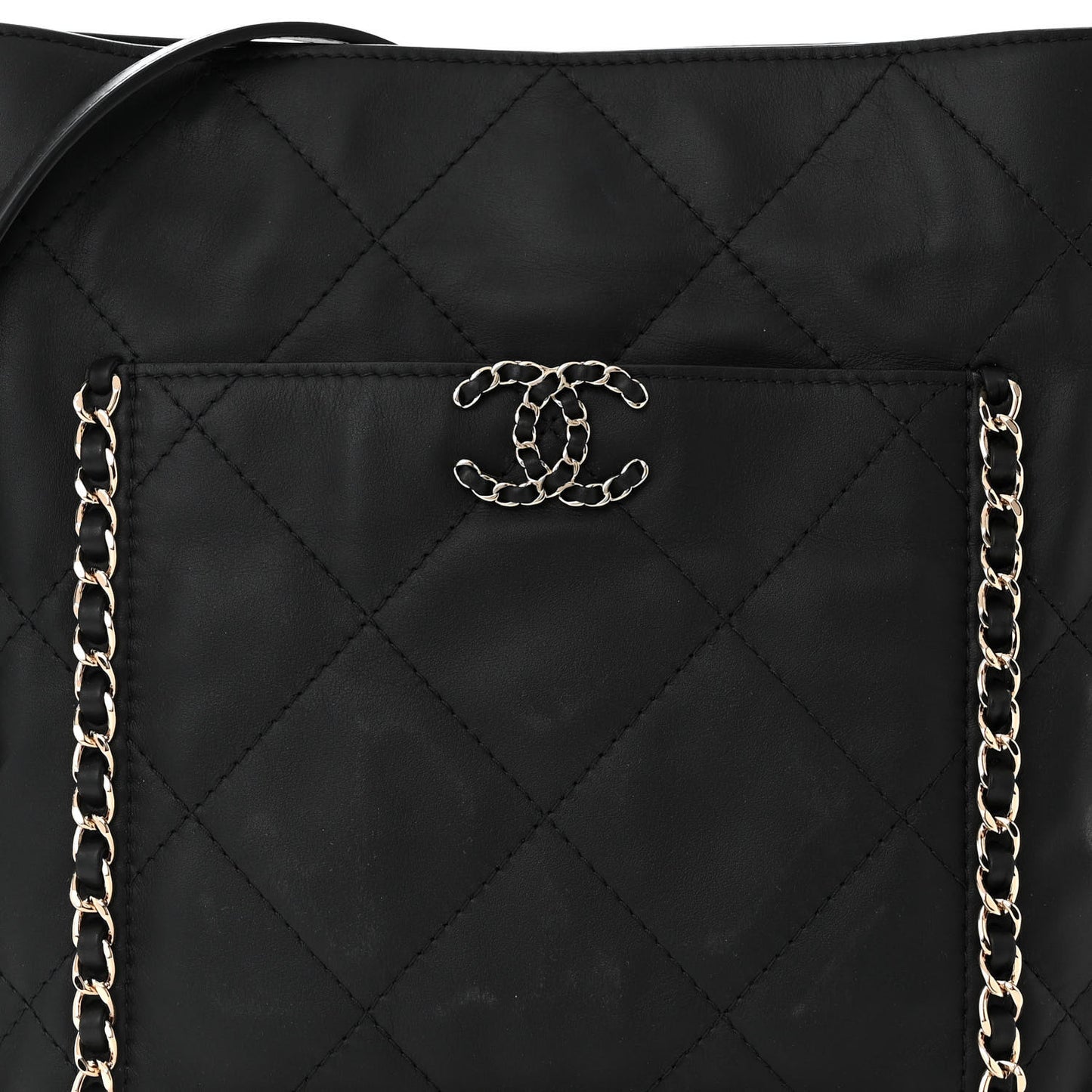 Calfskin Quilted Chain Flat Tote Black