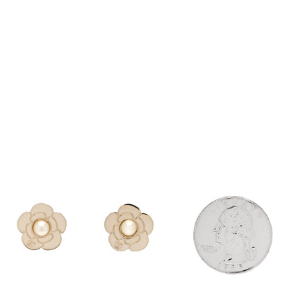 Chanel Pearl CC Camellia Earrings Gold 2 of 5