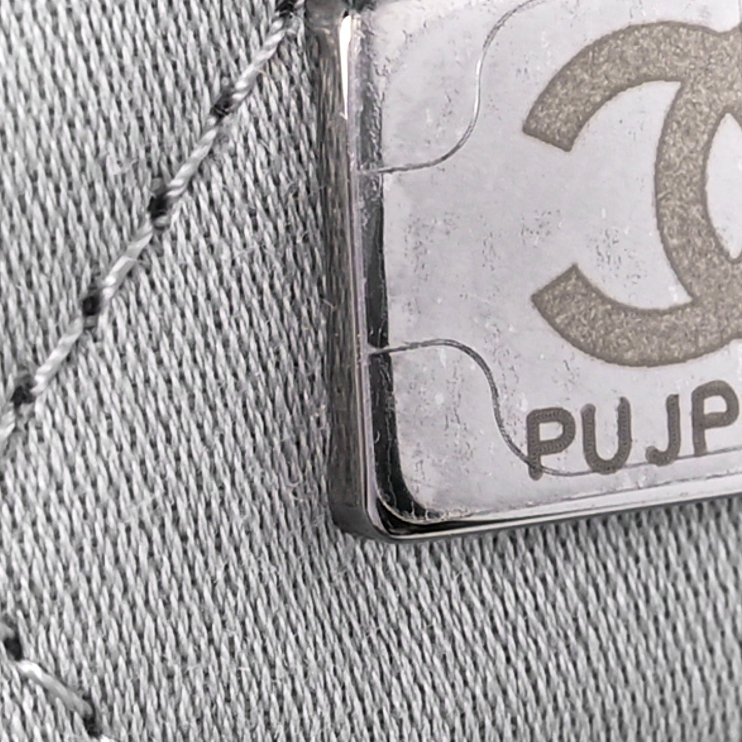 Metallic Calfskin Quilted Chanel 22 Silver