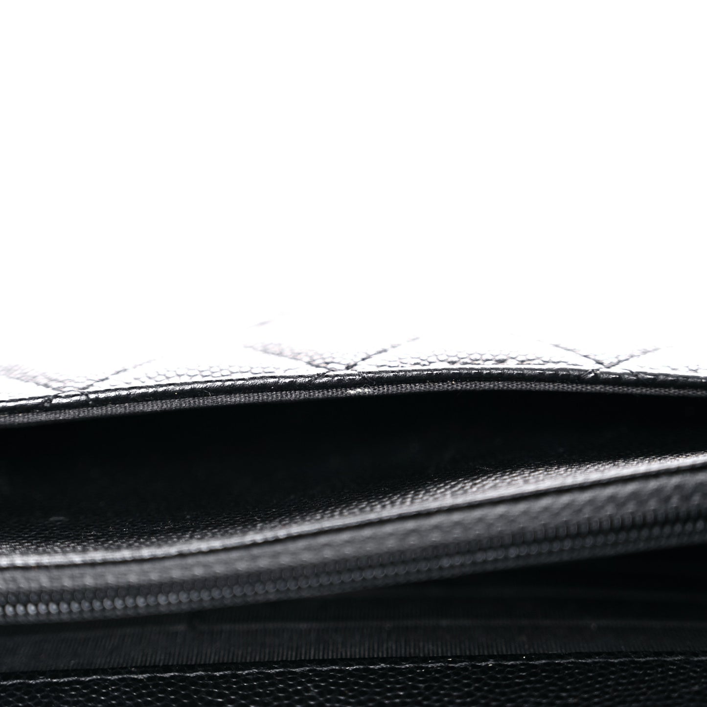 Caviar Quilted My Everything Wallet On Chain WOC Black