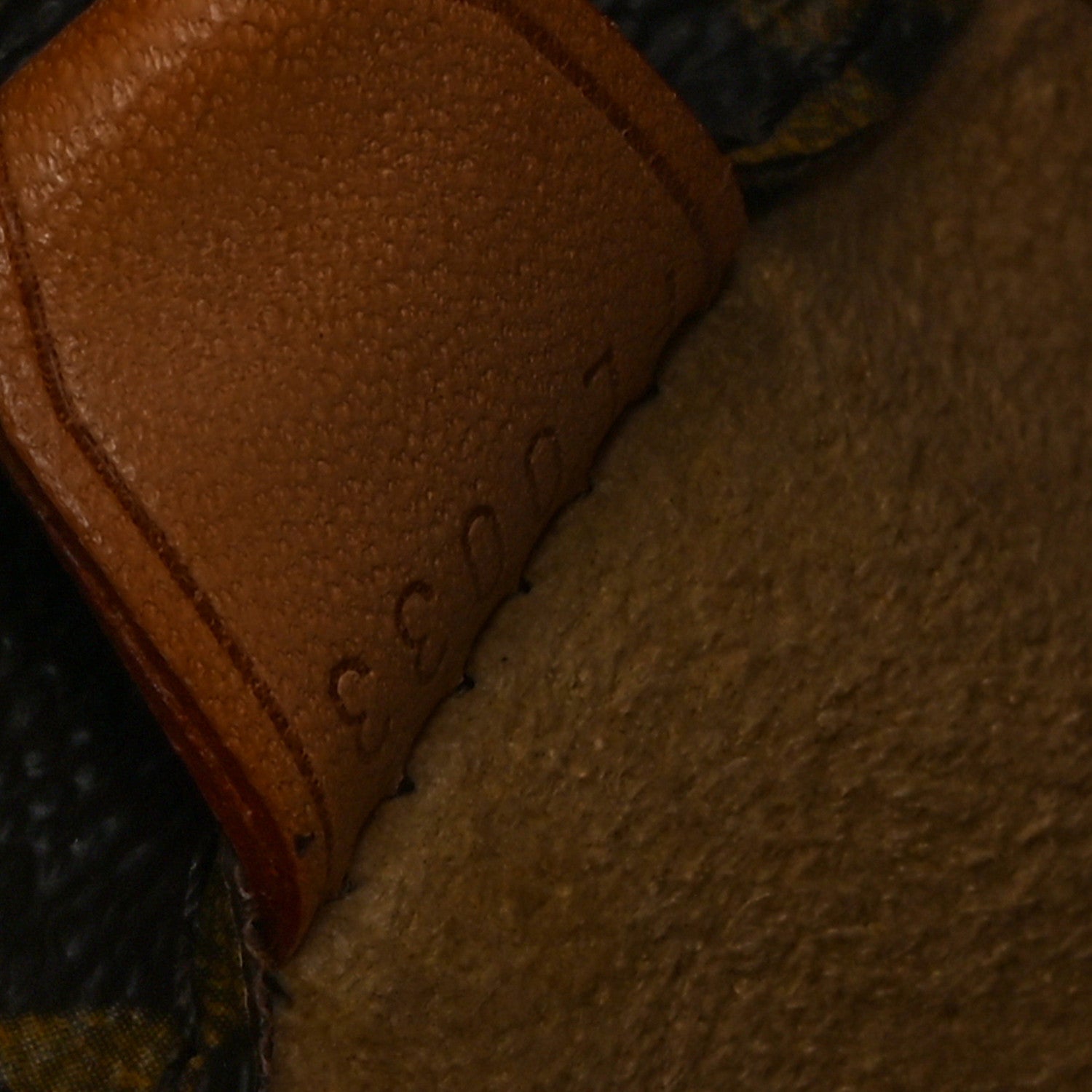 Louis Vuitton Monogram Luco 7 of 10
