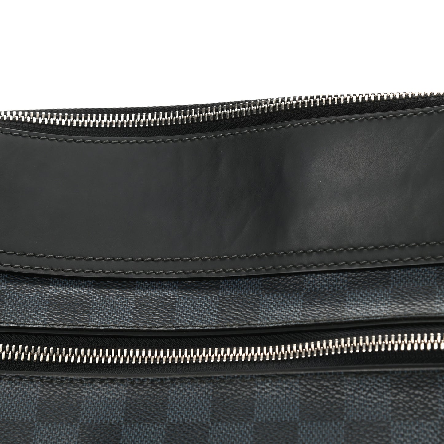 Damier Cobalt Greenwich Messenger