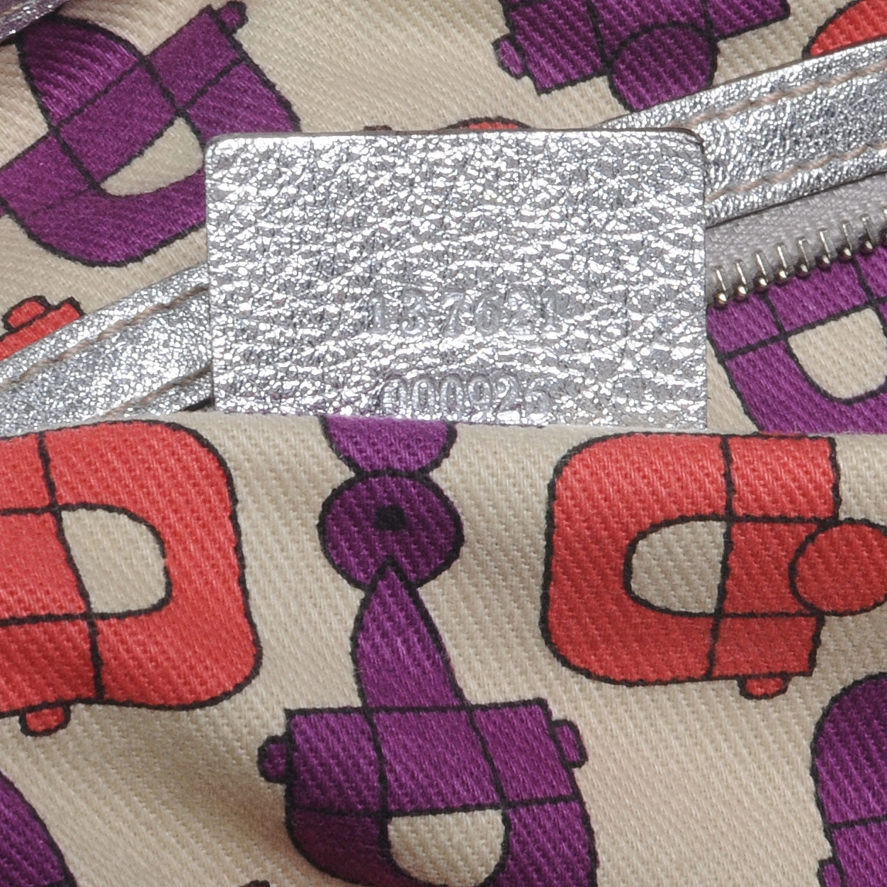 Guccissima Metallic Pelham Medium Shoulder Bag Silver