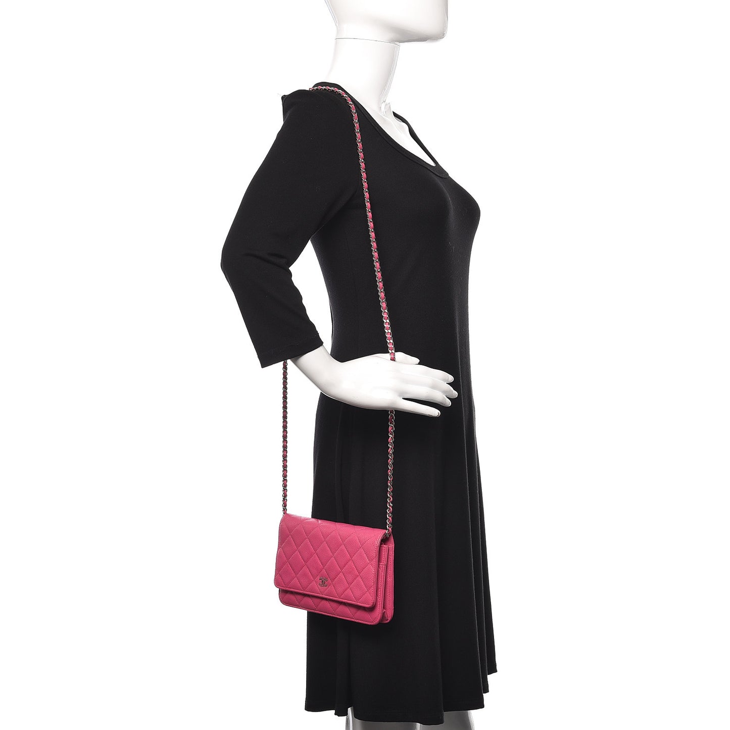 Caviar Quilted Wallet on Chain WOC Pink