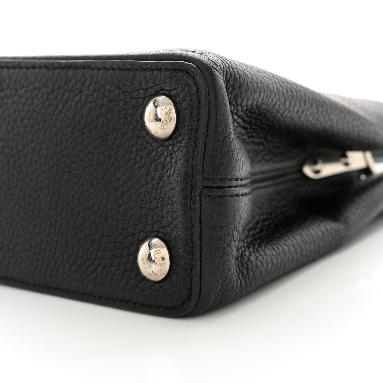 Louis Vuitton Taurillon Capucines BB Black 10 of 13