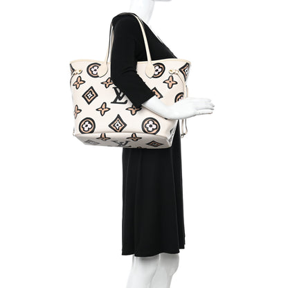 Louis Vuitton Monogram Giant Wild at Heart Neverfull MM Creme 2 of 11