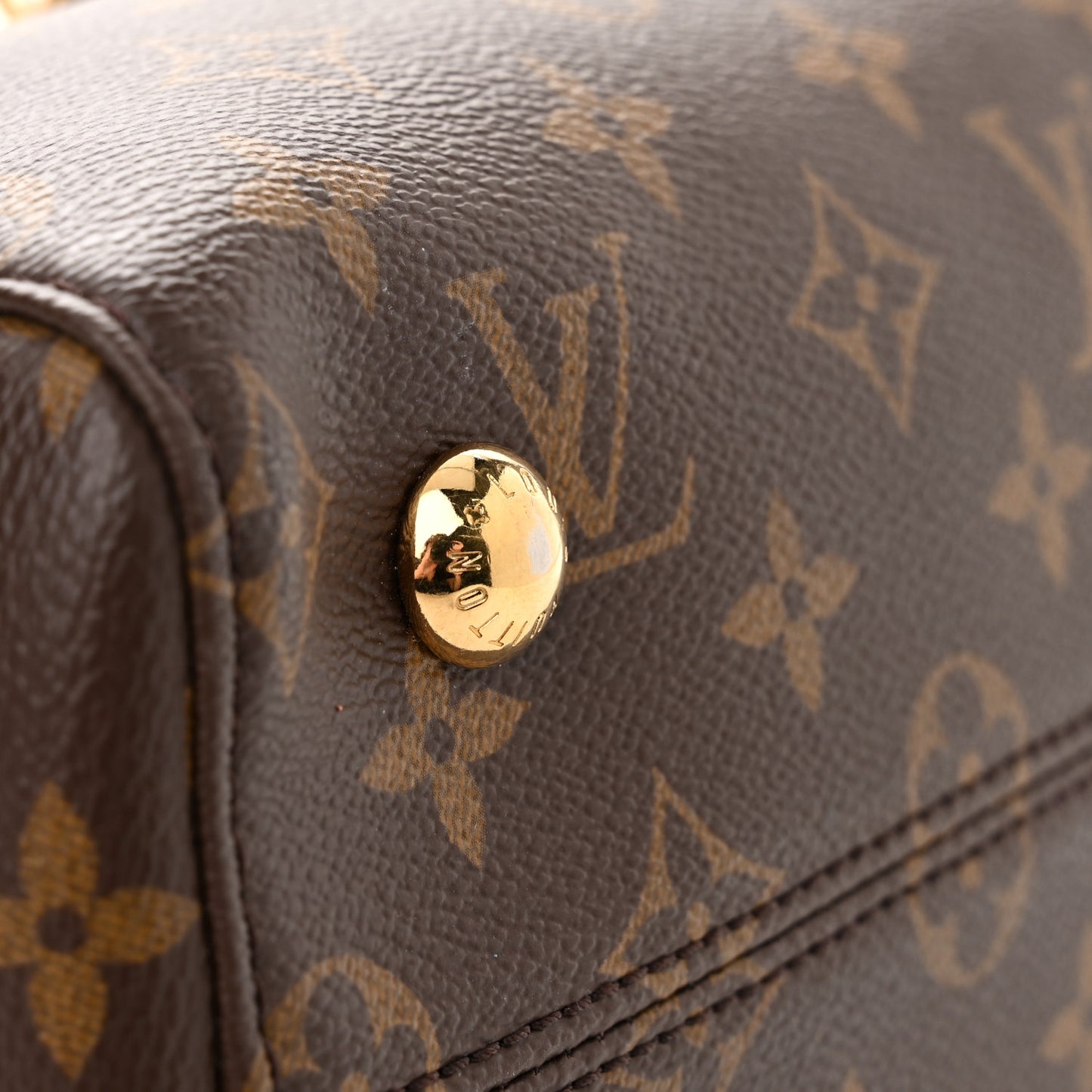 Monogram Venus Black