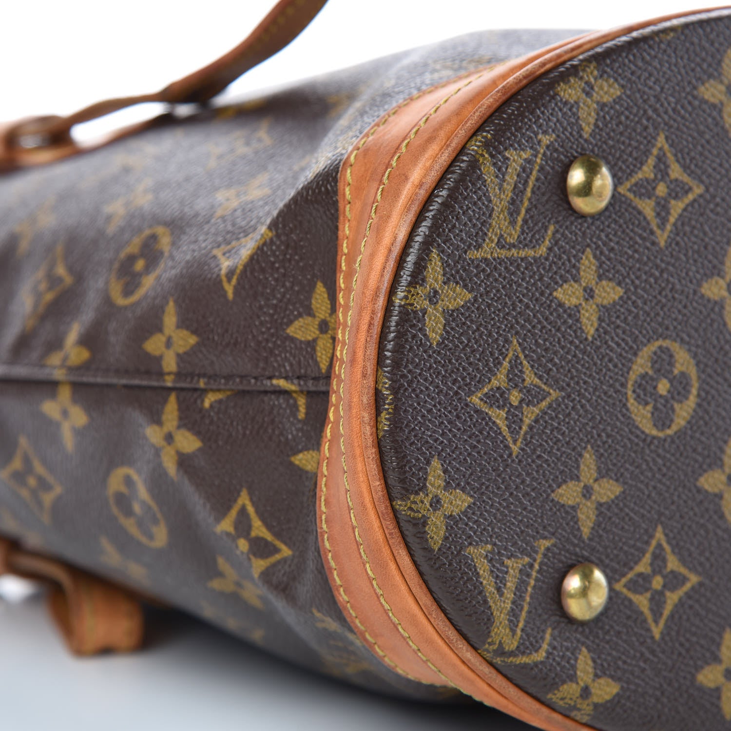 Louis Vuitton Monogram Petit Bucket 23 17 of 25