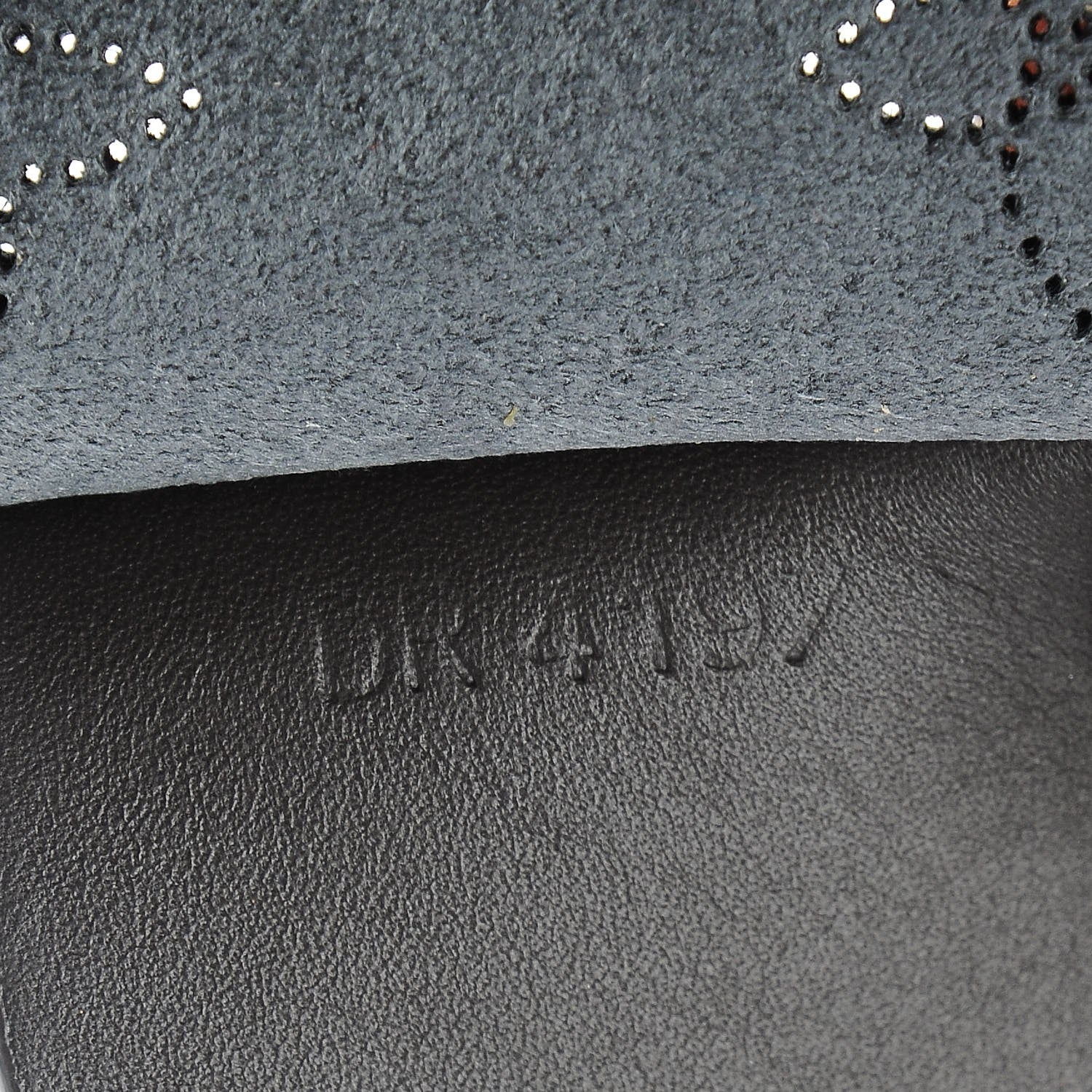 Louis Vuitton Mahina Girolata Black 9 of 9