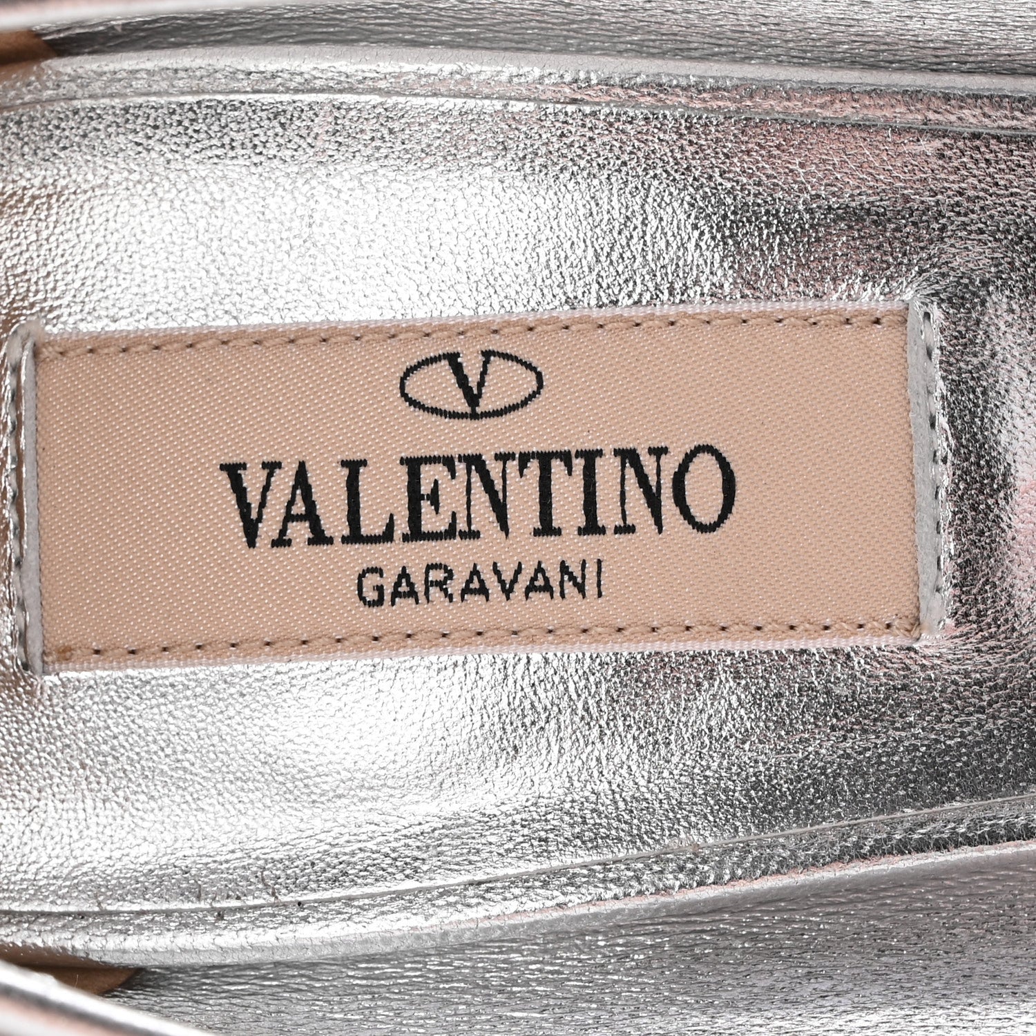 Valentino Garavani Metallic Nappa PVC Dollybow Pumps 38.5 Silver 8 of 11
