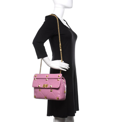 Valentino Garavani Nappa Large Roman Stud Shoulder Bag Giacinto 2 of 10