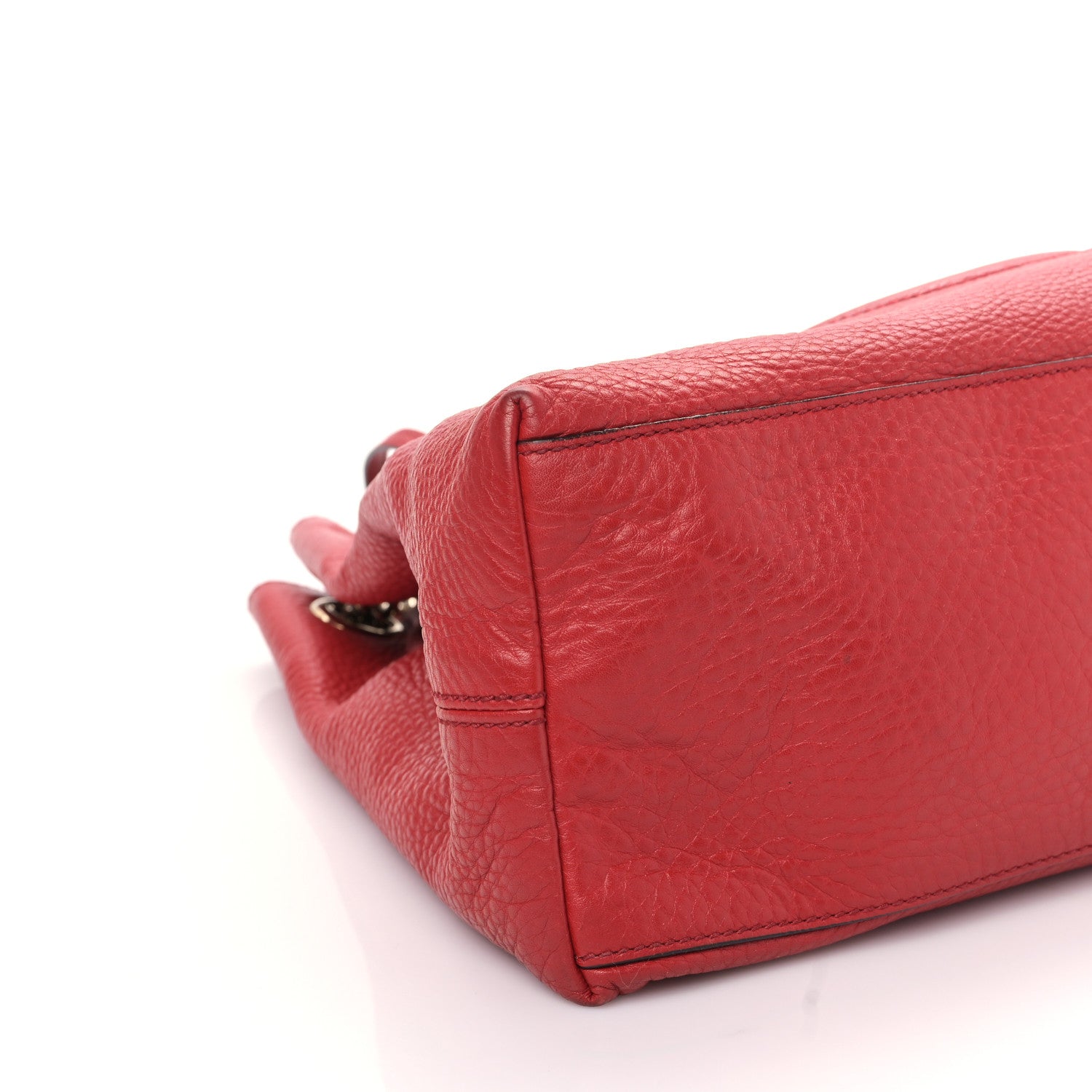 Gucci Pebbled Calfskin Medium Soho Chain Shoulder Bag Tabasco Red 15 of 17