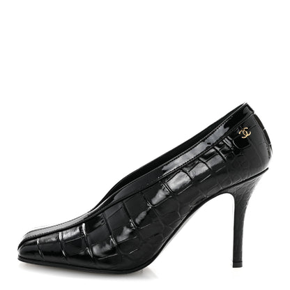 Chanel Crocodile Embossed Patent Calfskin Pumps 38 Black 1 of 11