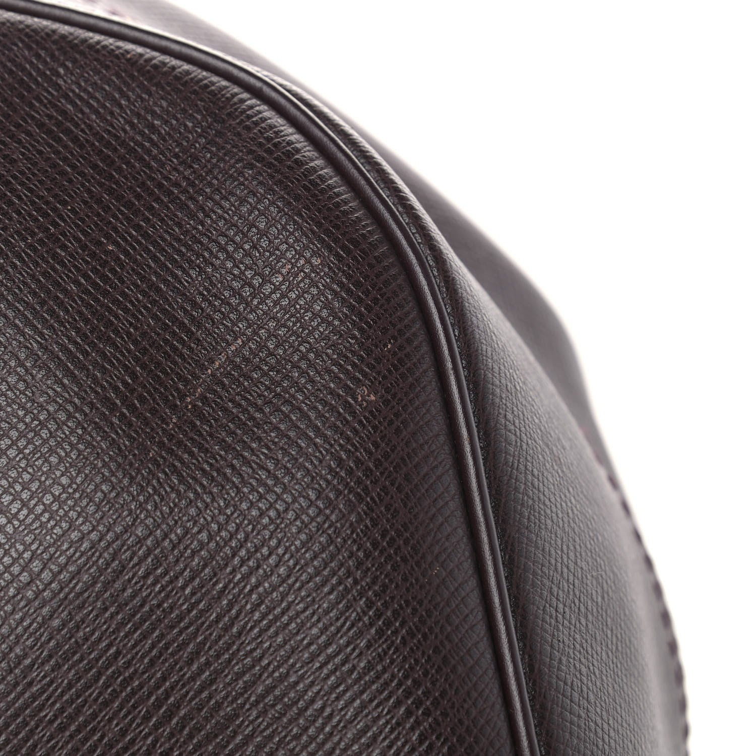 Louis Vuitton Taiga Kendall PM Acajou 20 of 31