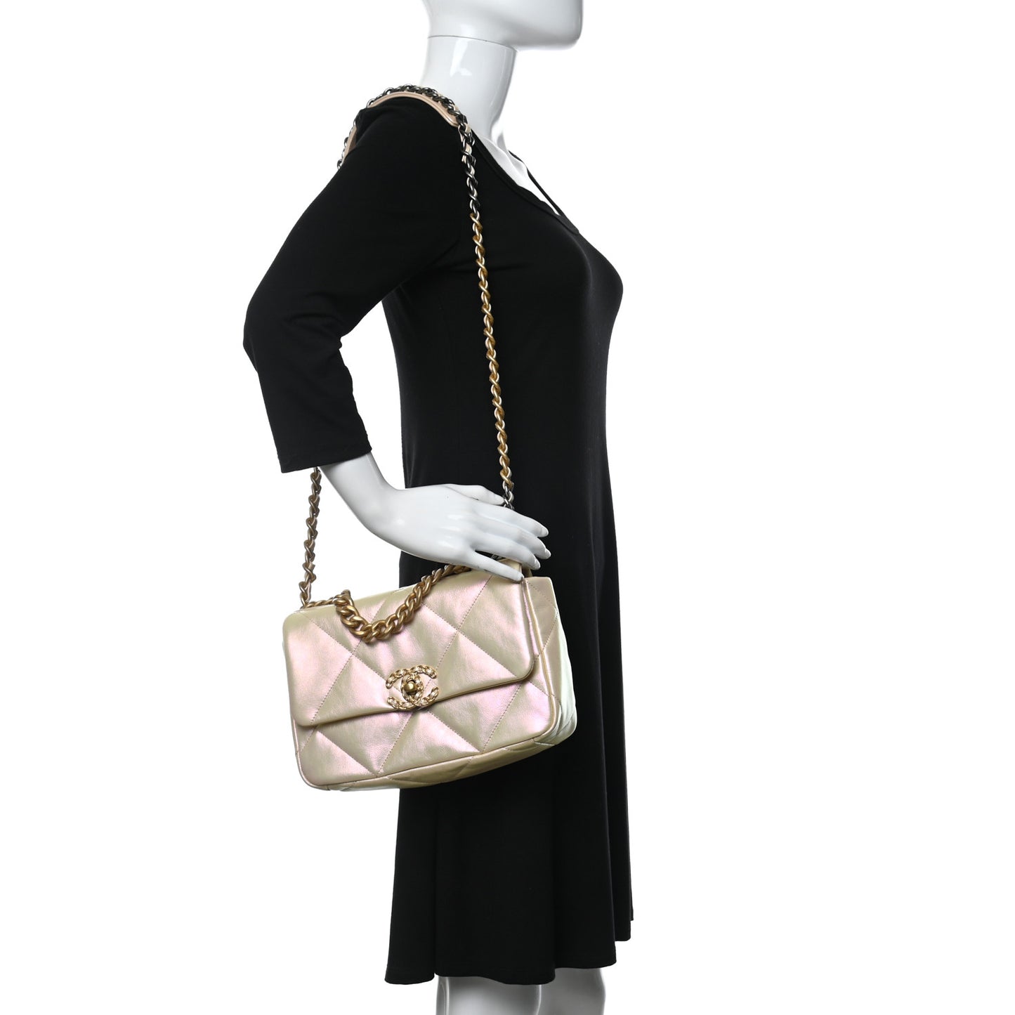 Iridescent Lambskin Quilted Medium Chanel 19 Flap Pink