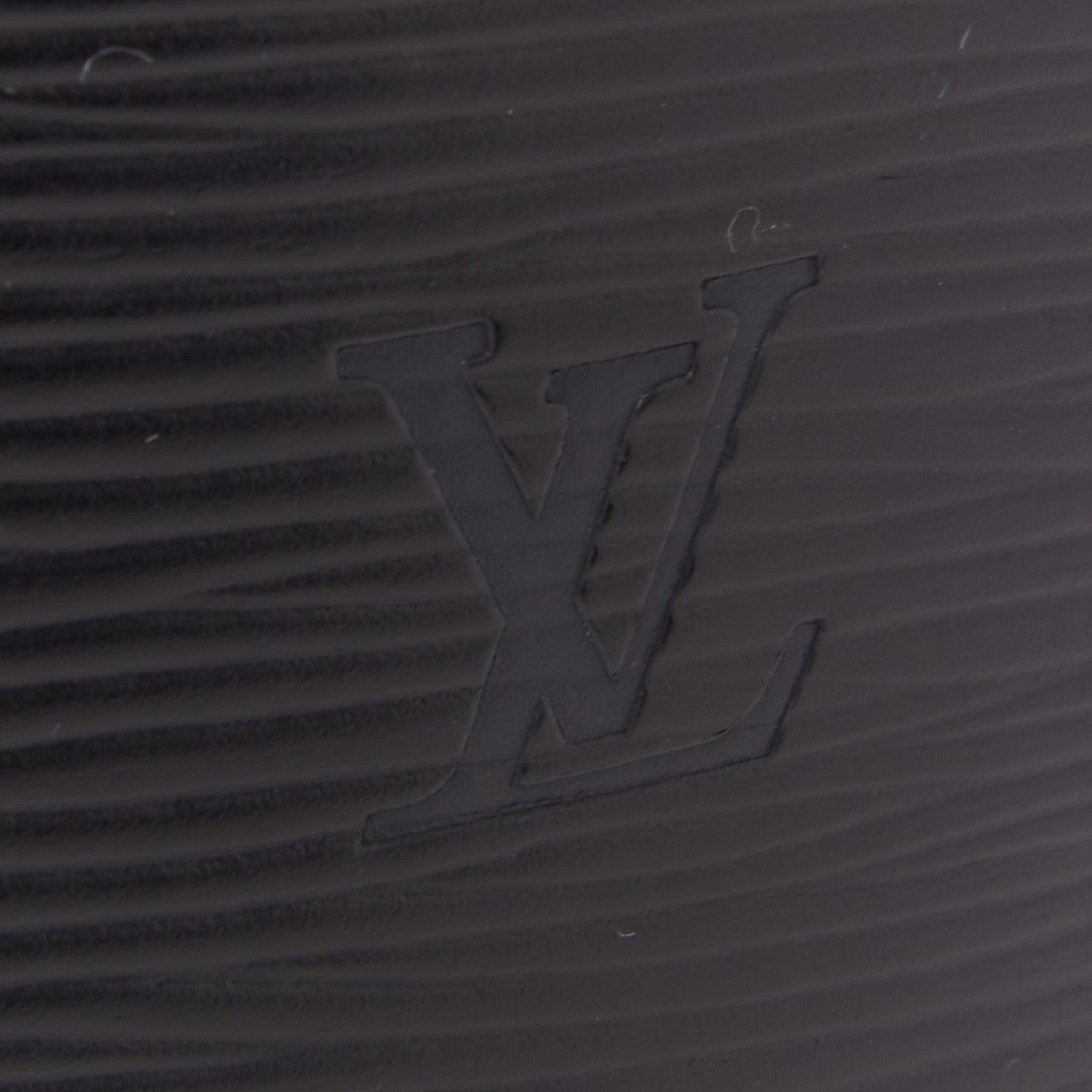 Louis Vuitton Epi Cluny Black 9 of 9