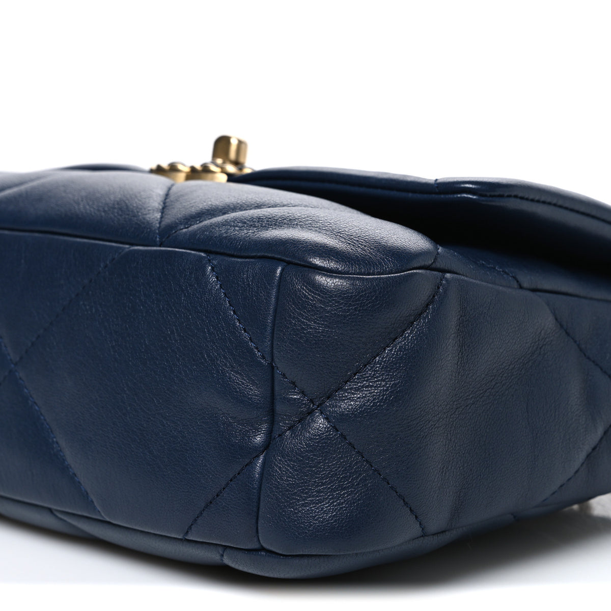 Lambskin Quilted Medium Chanel 19 Flap Navy Blue