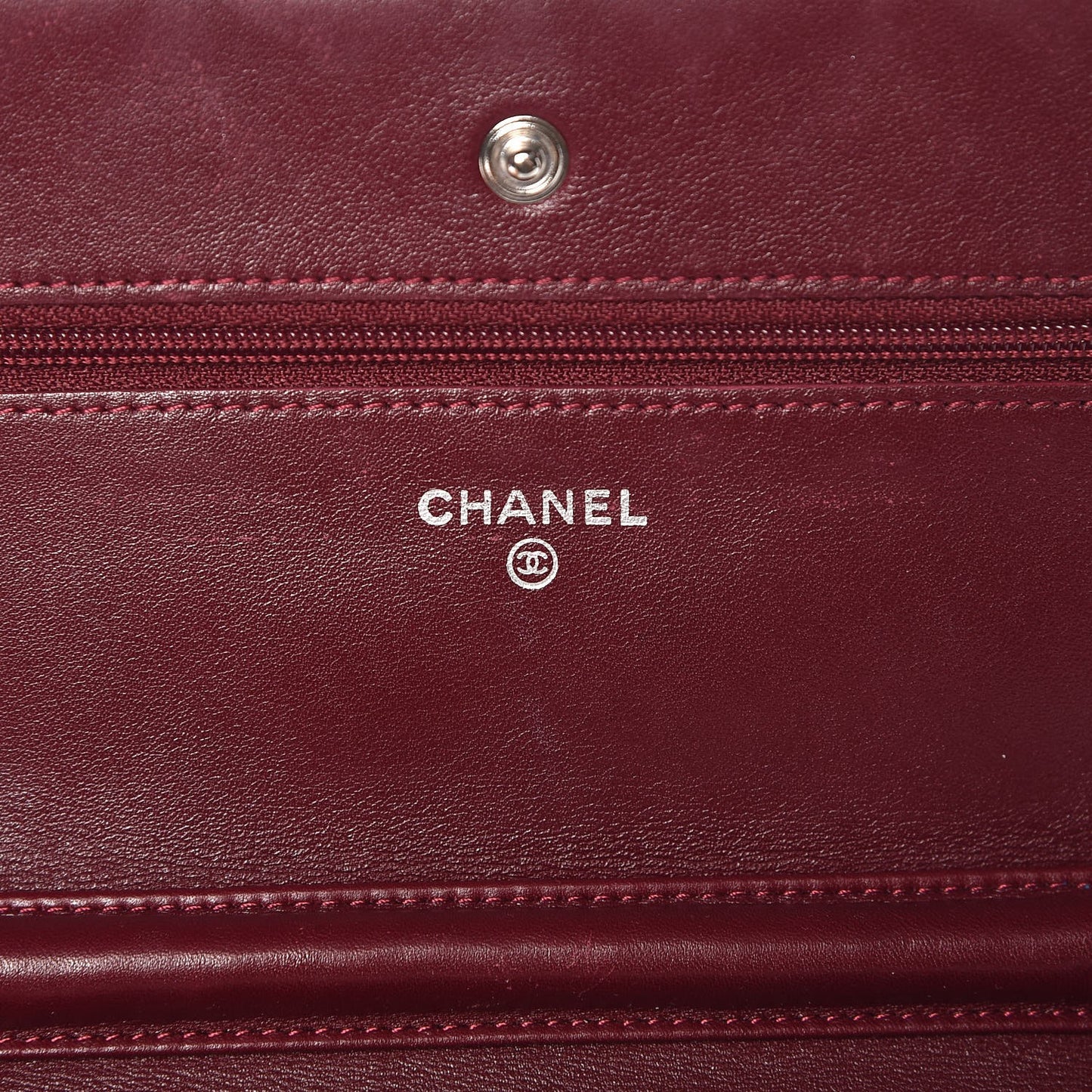 Patent Quilted Wallet On Chain WOC Burgundy